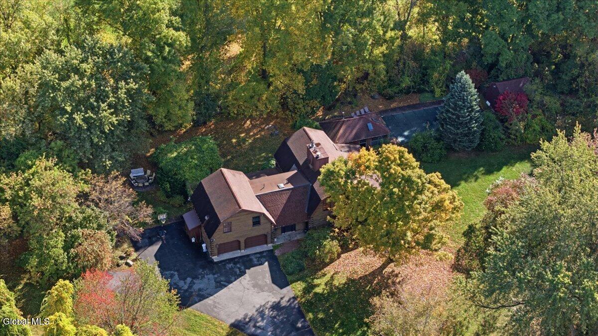 35 Wildwood Place