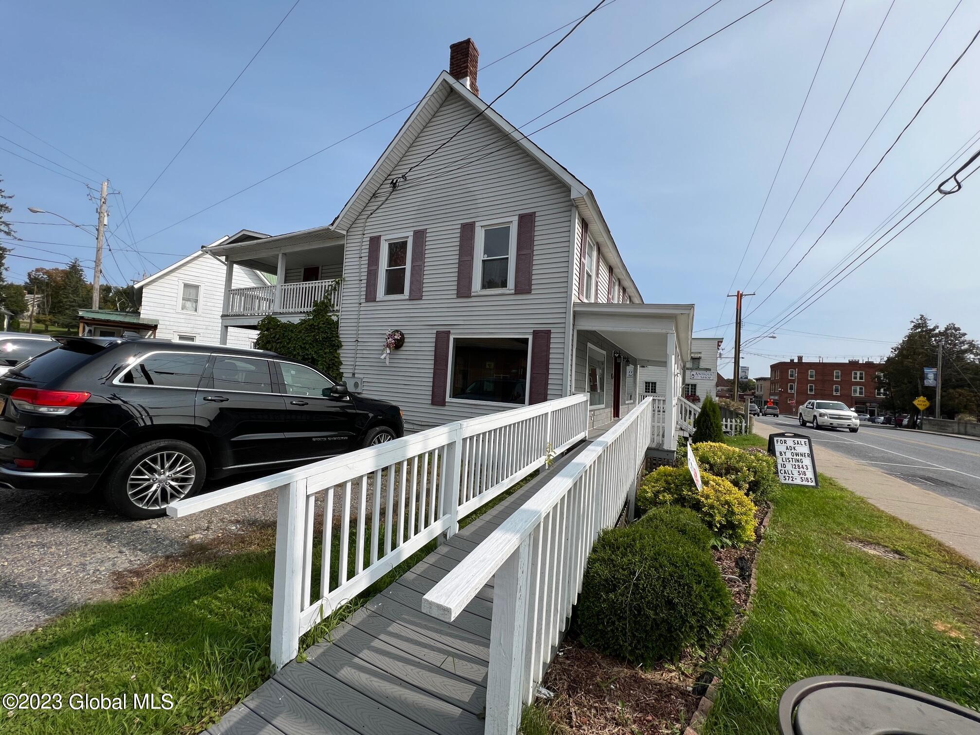 75 Montcalm Street