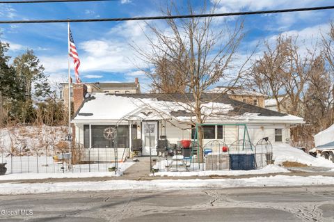 Photo of 28 N Washington Street, Athens, NY 12015 (MLS # 202611001)