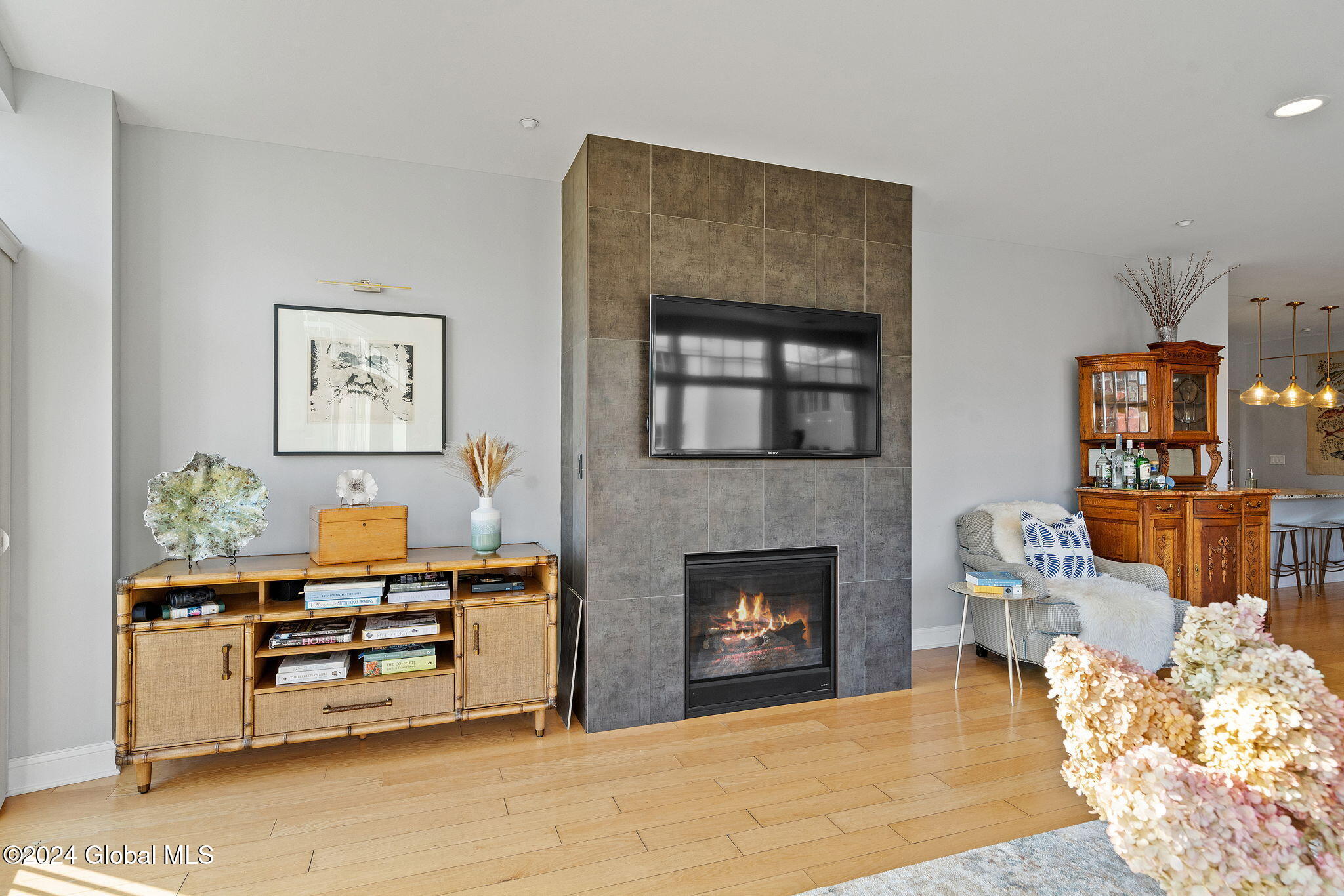 17 Chapel Street APT 402