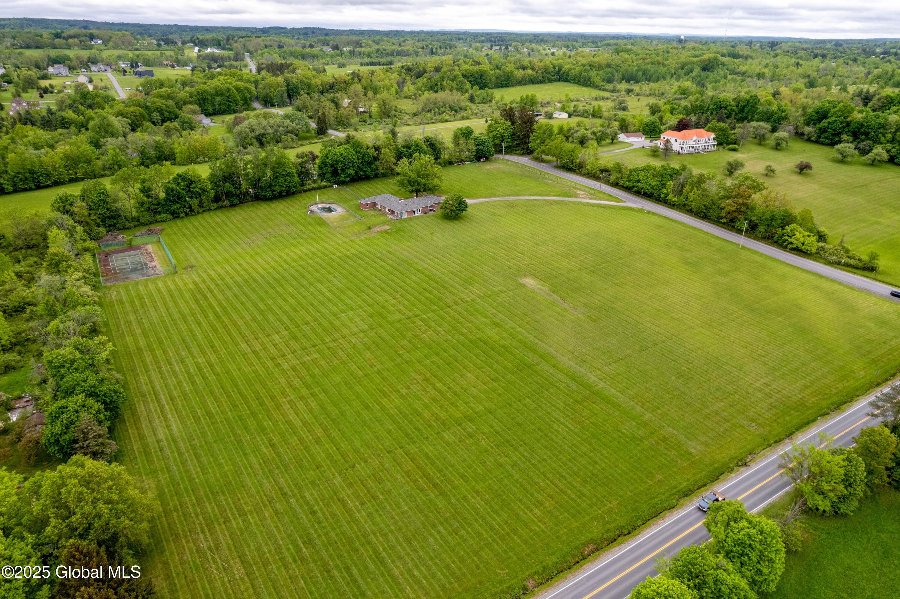 730 Mckay Road, Amsterdam, New York image 3