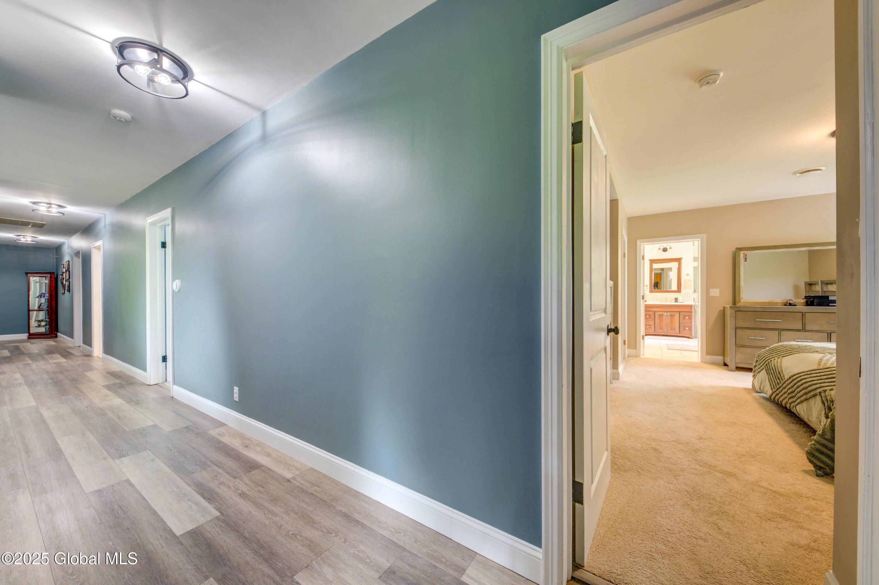730 Mckay Road, Amsterdam, New York image 25