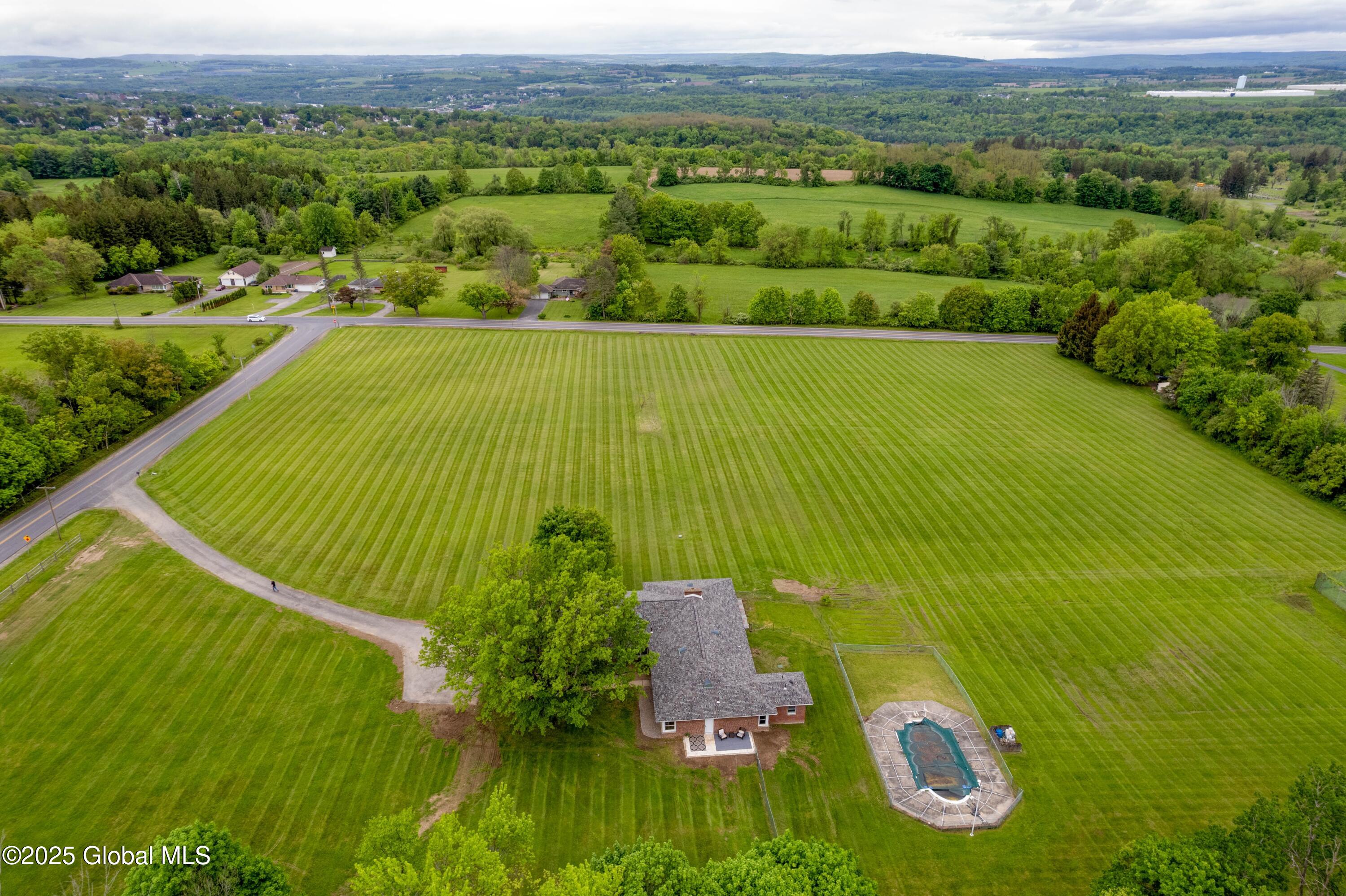 730 Mckay Road, Amsterdam, New York image 47