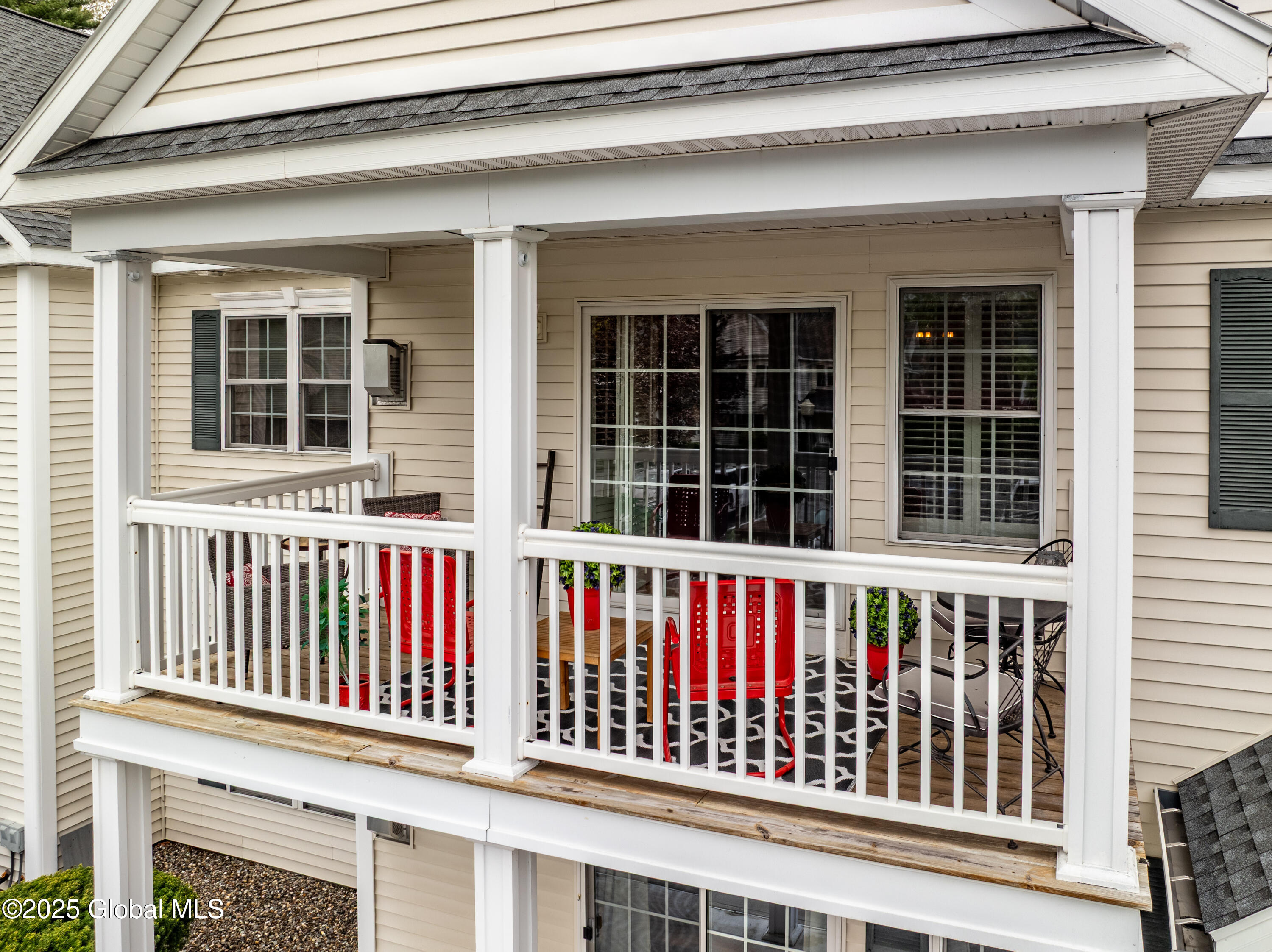 14 Ellis Avenue #7, Saratoga Springs, New York image 2