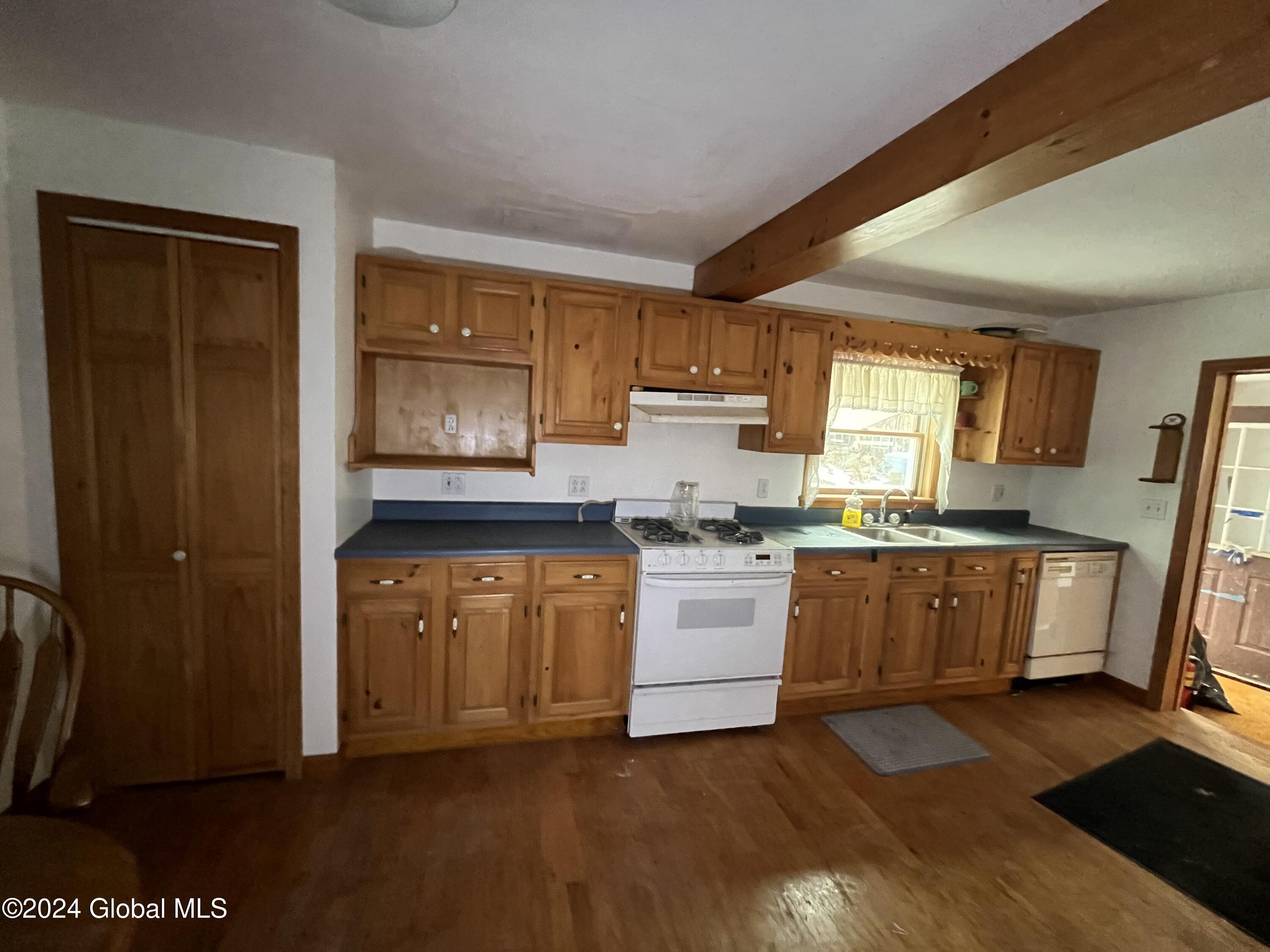 221 Fish Mountain Road, Lake Pleasant, New York image 6