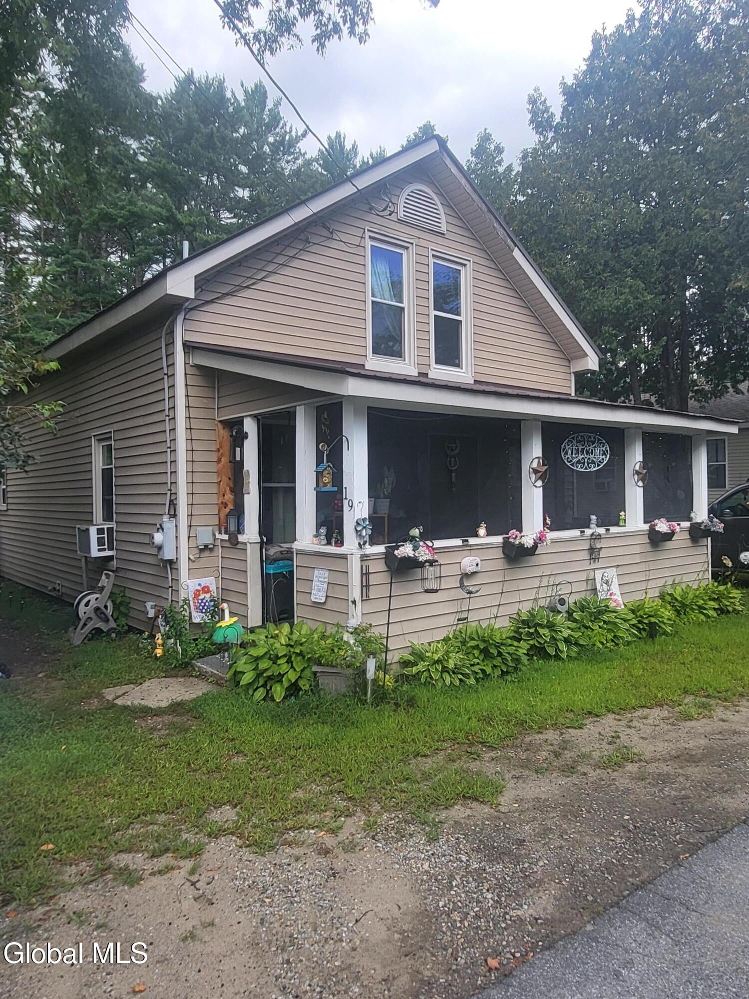 19 Tavern Road