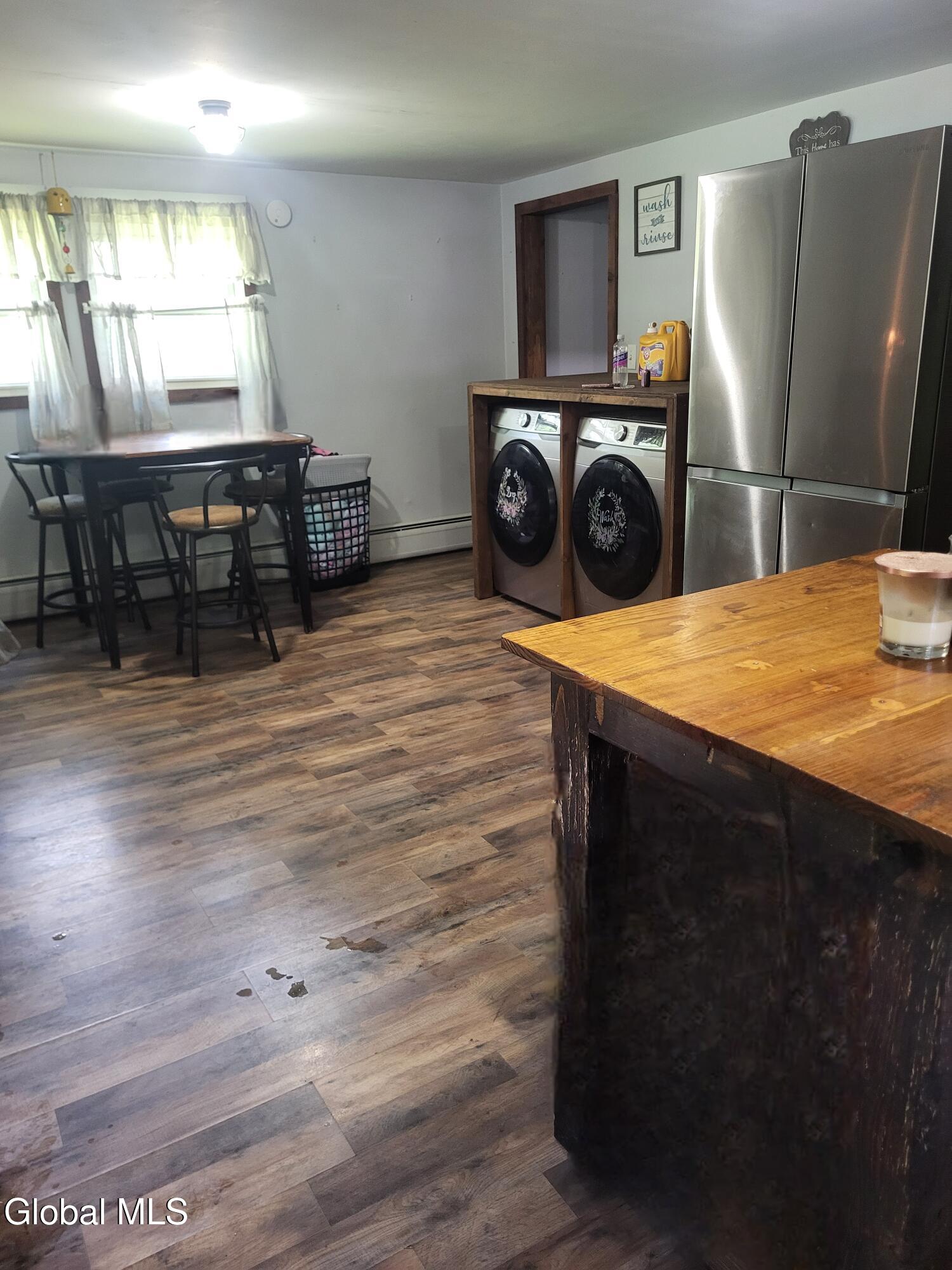 19 Tavern Road