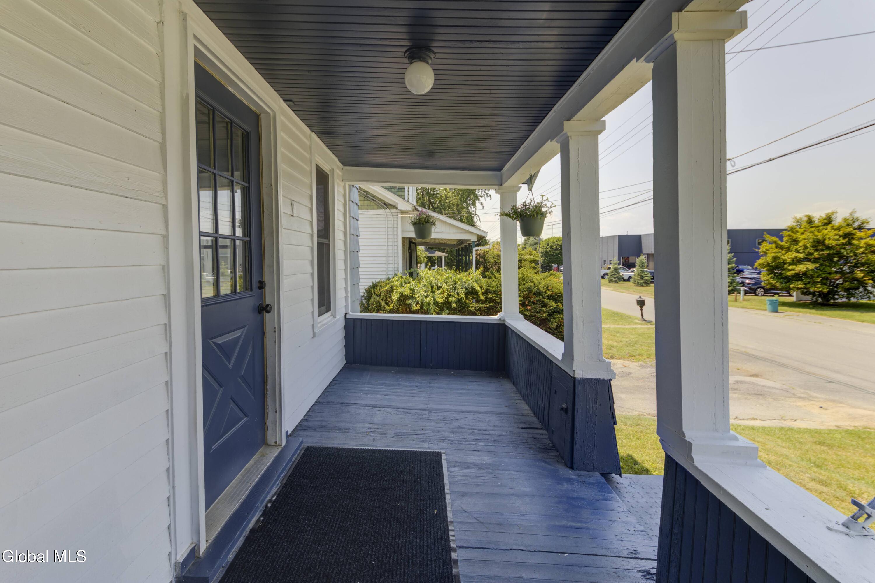 32 Fullerton Avenue