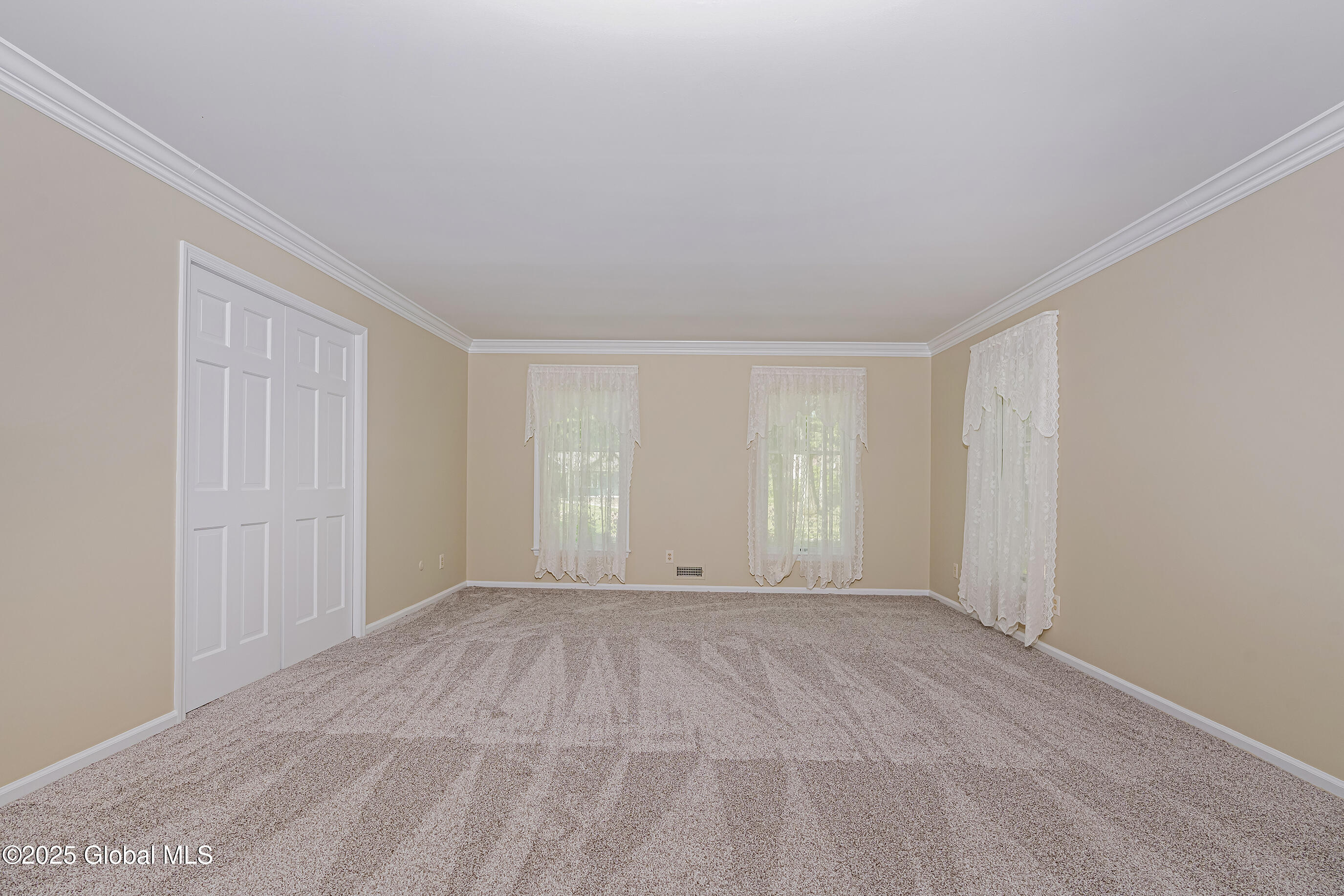 331 Wellington Road, Delmar, New York image 18