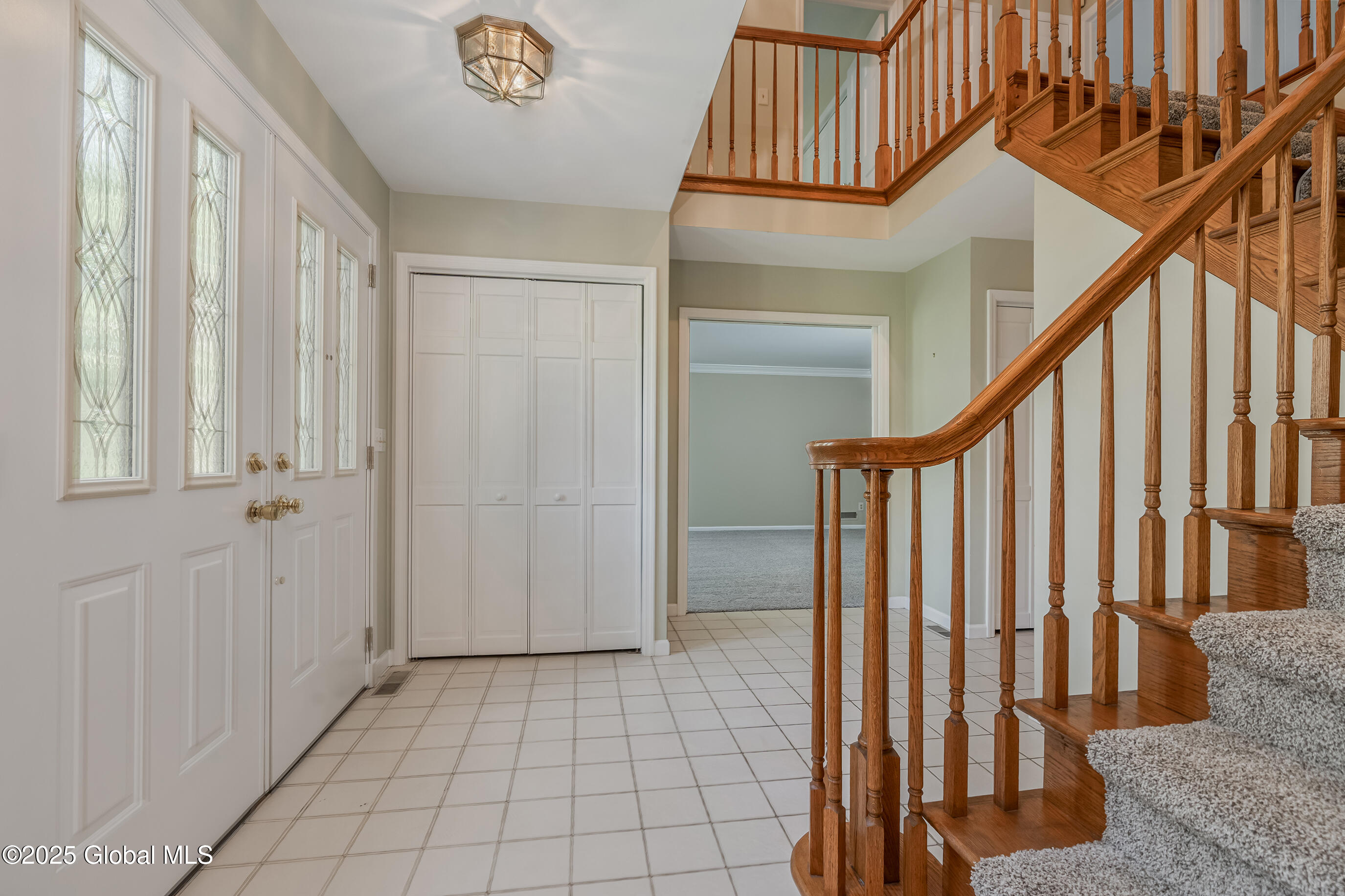 331 Wellington Road, Delmar, New York image 3
