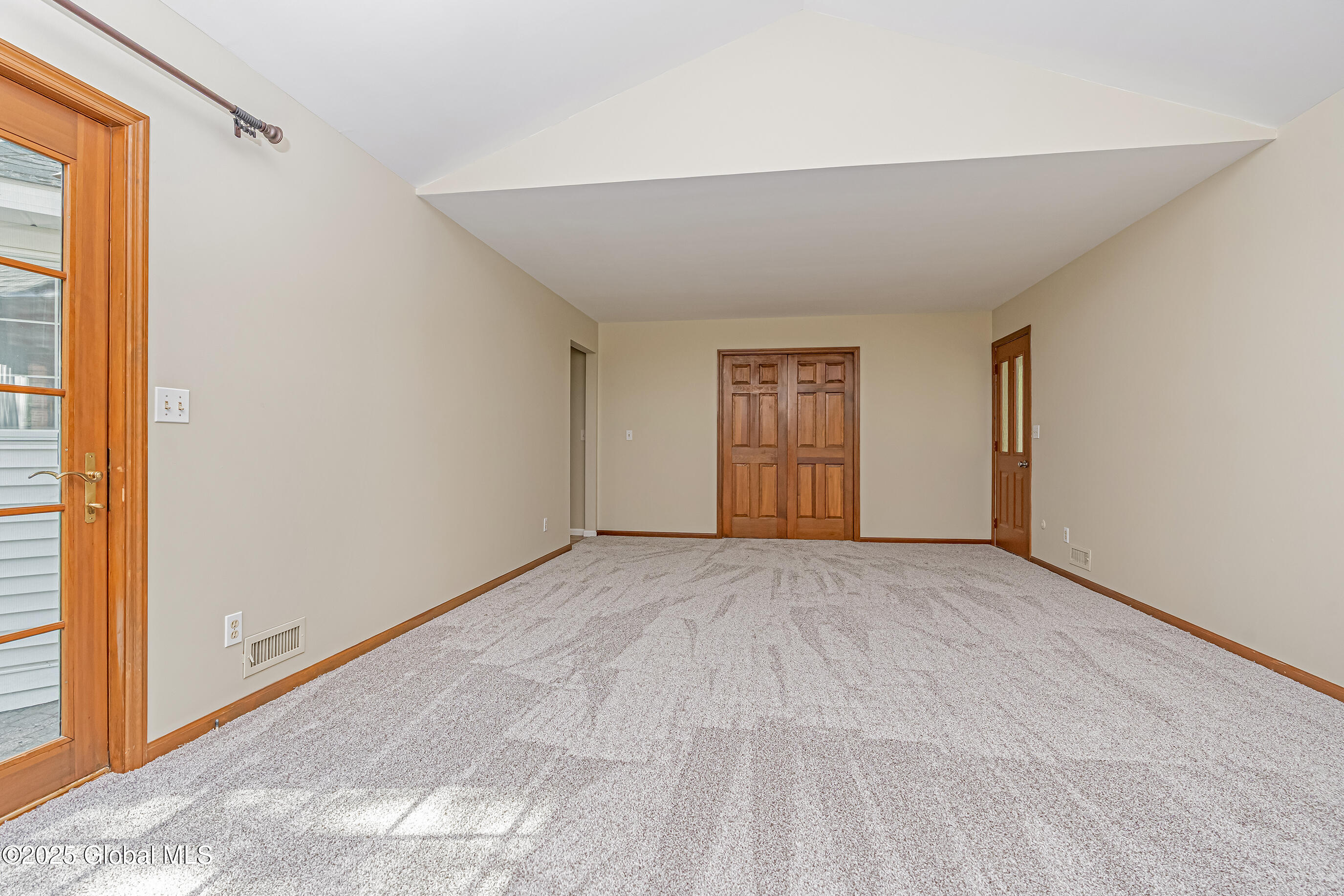 331 Wellington Road, Delmar, New York image 16