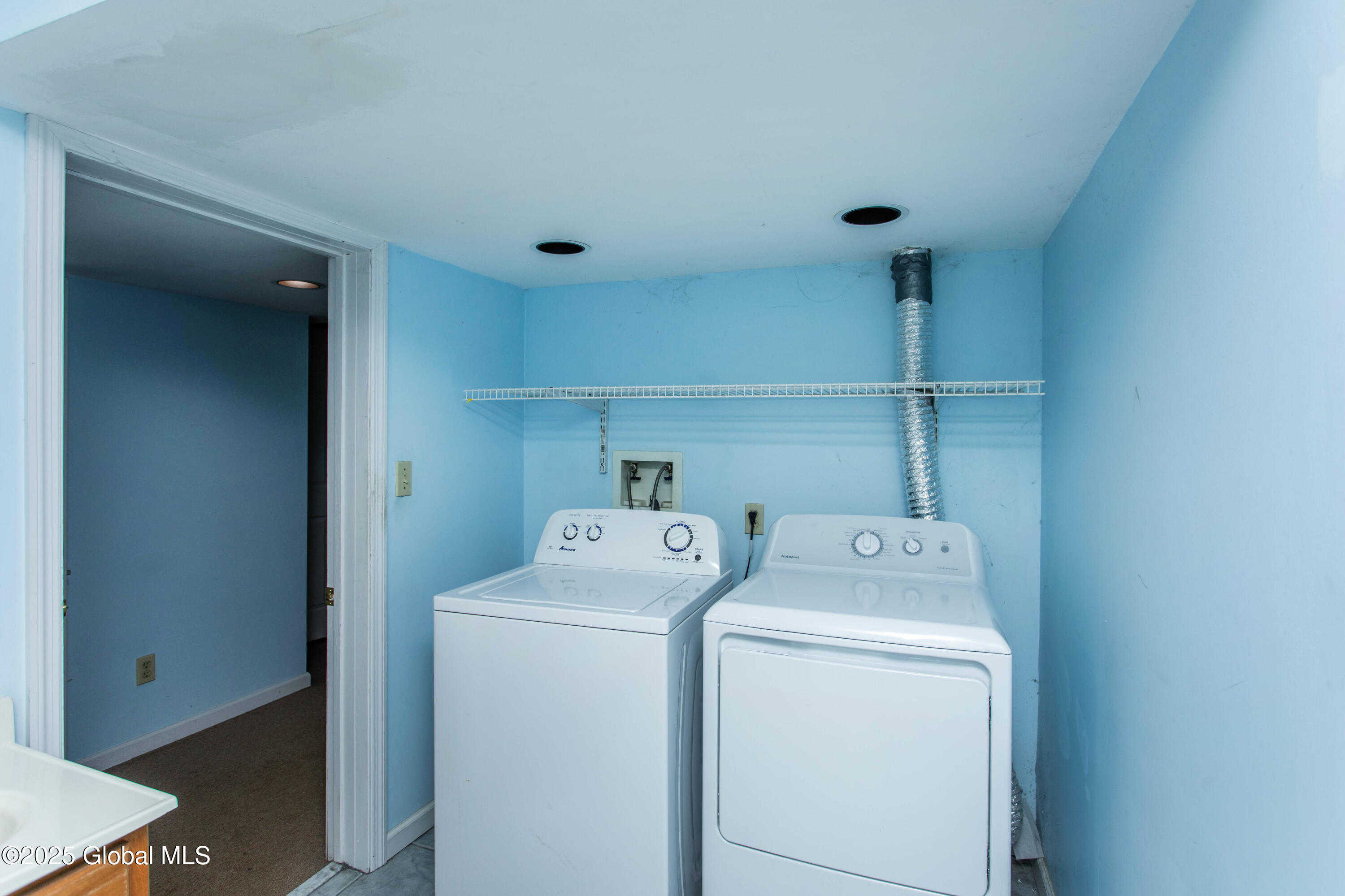 11 Brookwood Drive, Saratoga Springs, New York image 30