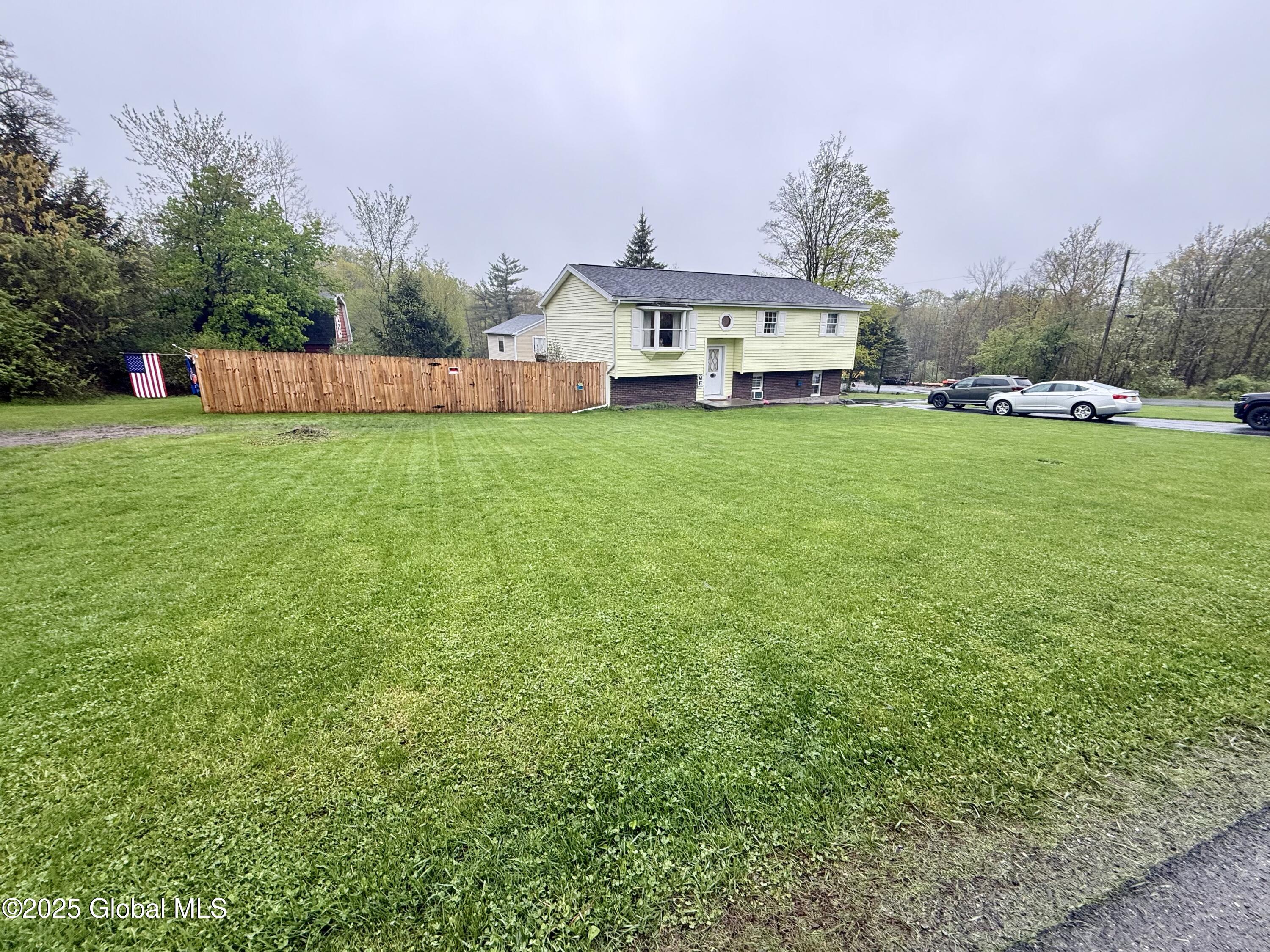 13 Breeze Dale Drive, Averill Park, New York image 2