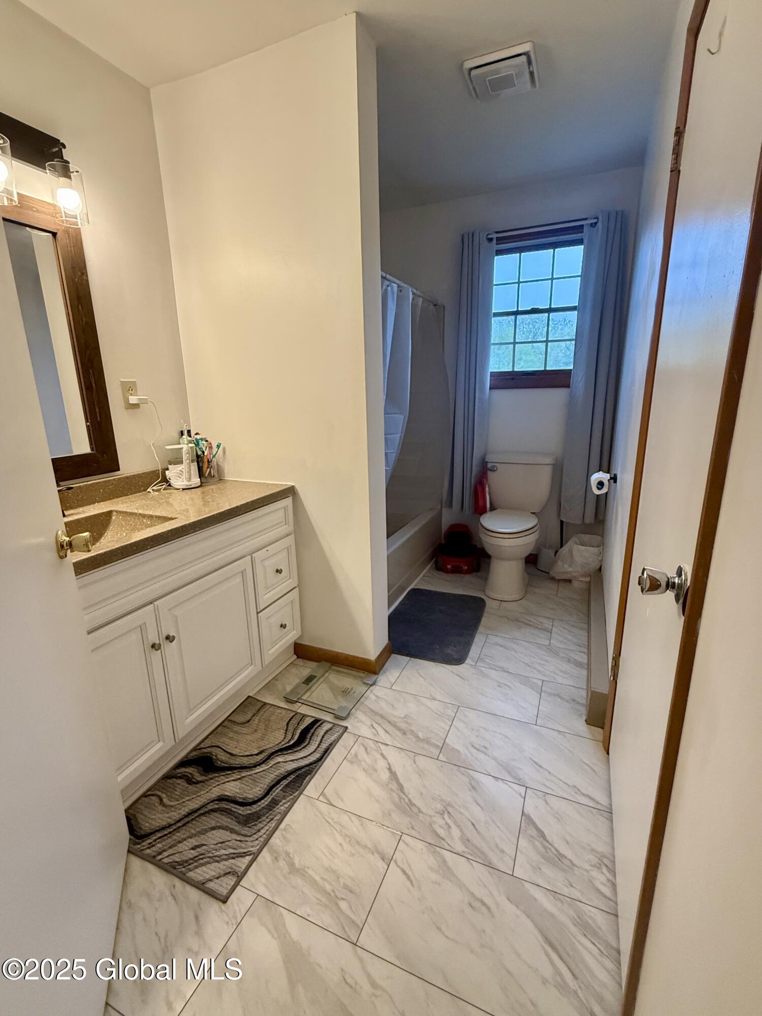 13 Breeze Dale Drive, Averill Park, New York image 13