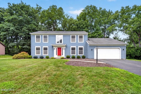Photo of 5 Brookhaven Drive, Niskayuna, NY 12309 (MLS # 202624013)