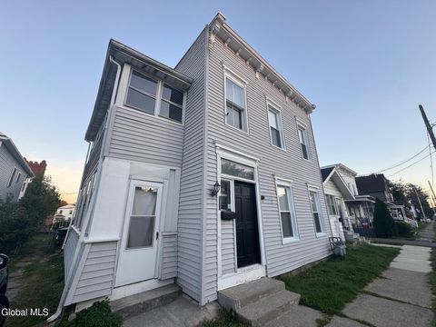 Photo of 577 6th Avenue #2nd Floor, Watervliet, NY 12189 (MLS # 202526714)
