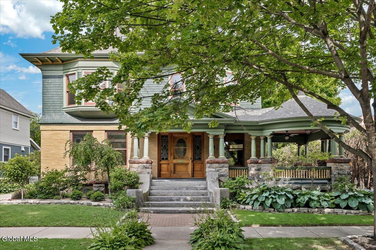 19 Marion Place