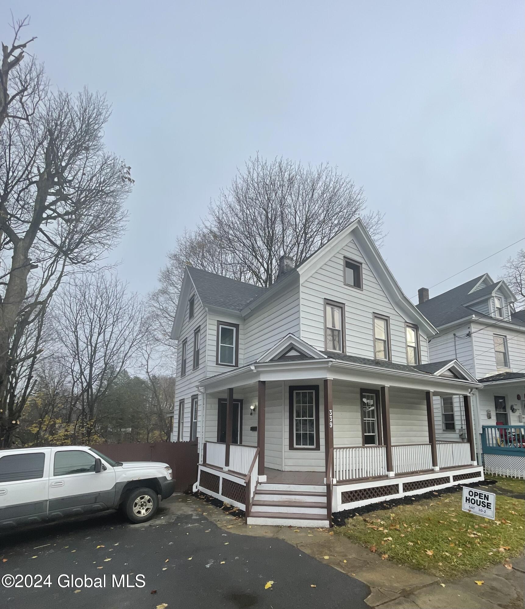 339 Locust Avenue, Amsterdam, New York image 1