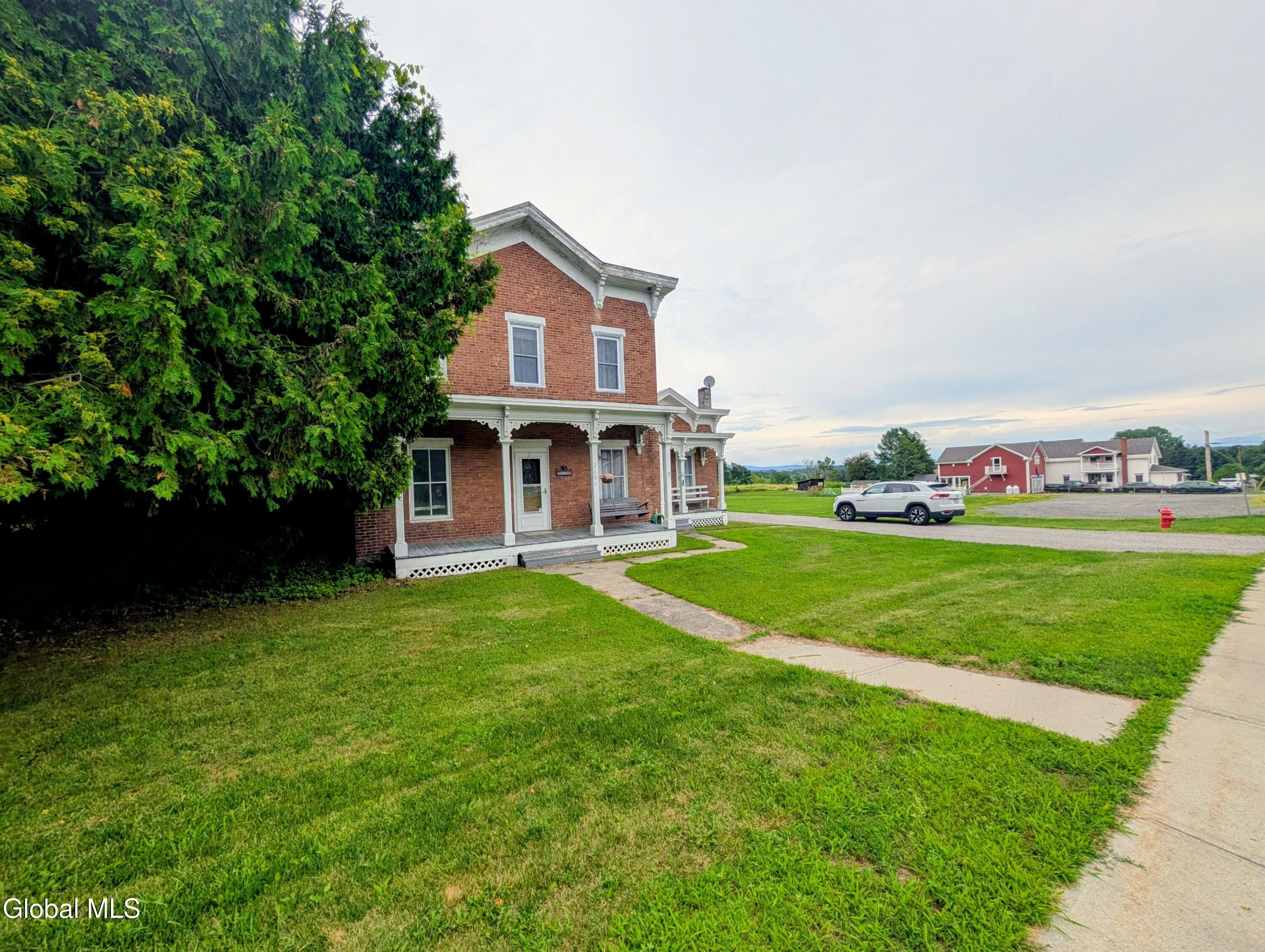 2686 Main Street