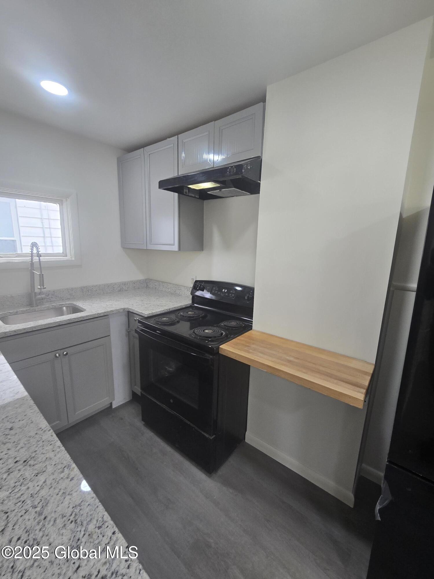 726 Mason Street, Schenectady, New York image 5