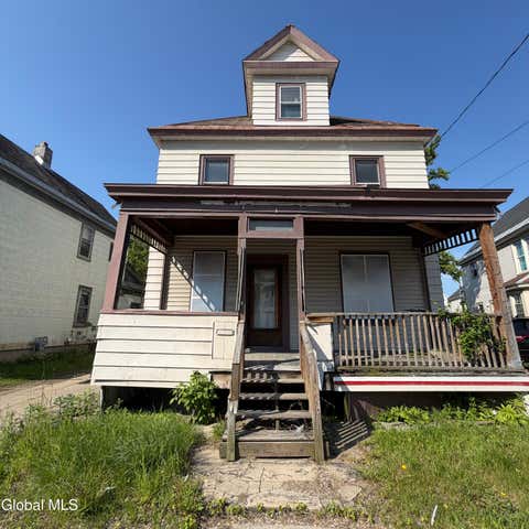 Homes For Sale - 1110 Chrisler Avenue<br/> Schenectady, NY 12303