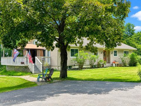 Homes For Sale - 41 Hogsback Road<br/> Washington County, Greenwich, NY 12834