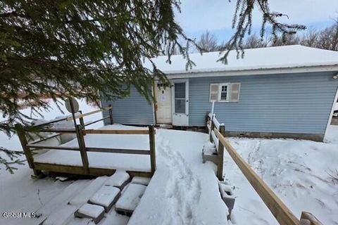 Homes For Sale - 324 Federal City Road<br/> Middleburgh, NY 12122