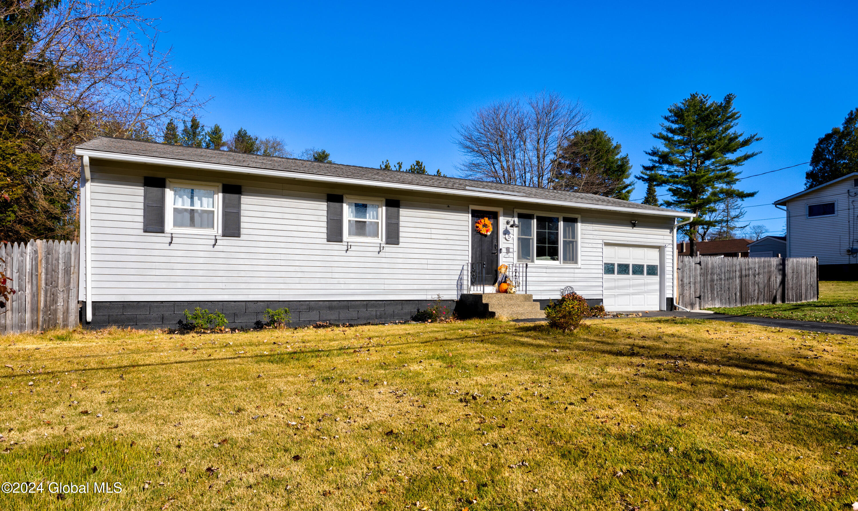 5 Sunflower Lane, Colonie, New York image 31