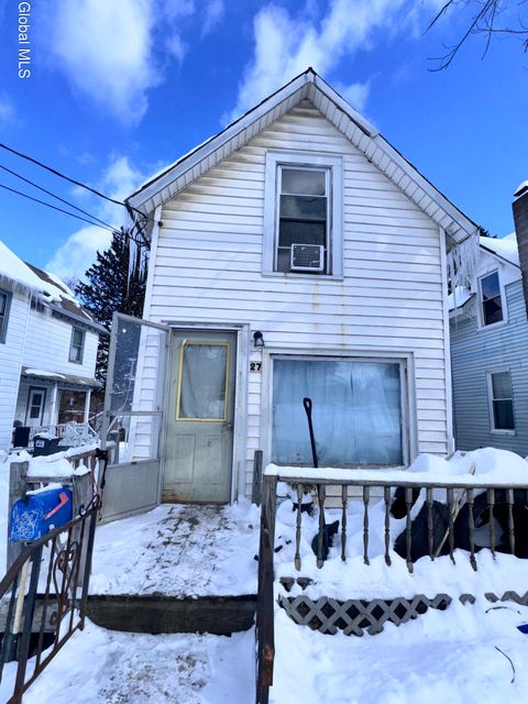 Homes For Sale - 27 Mechanic Street<br/> Hoosick Falls, NY 12090