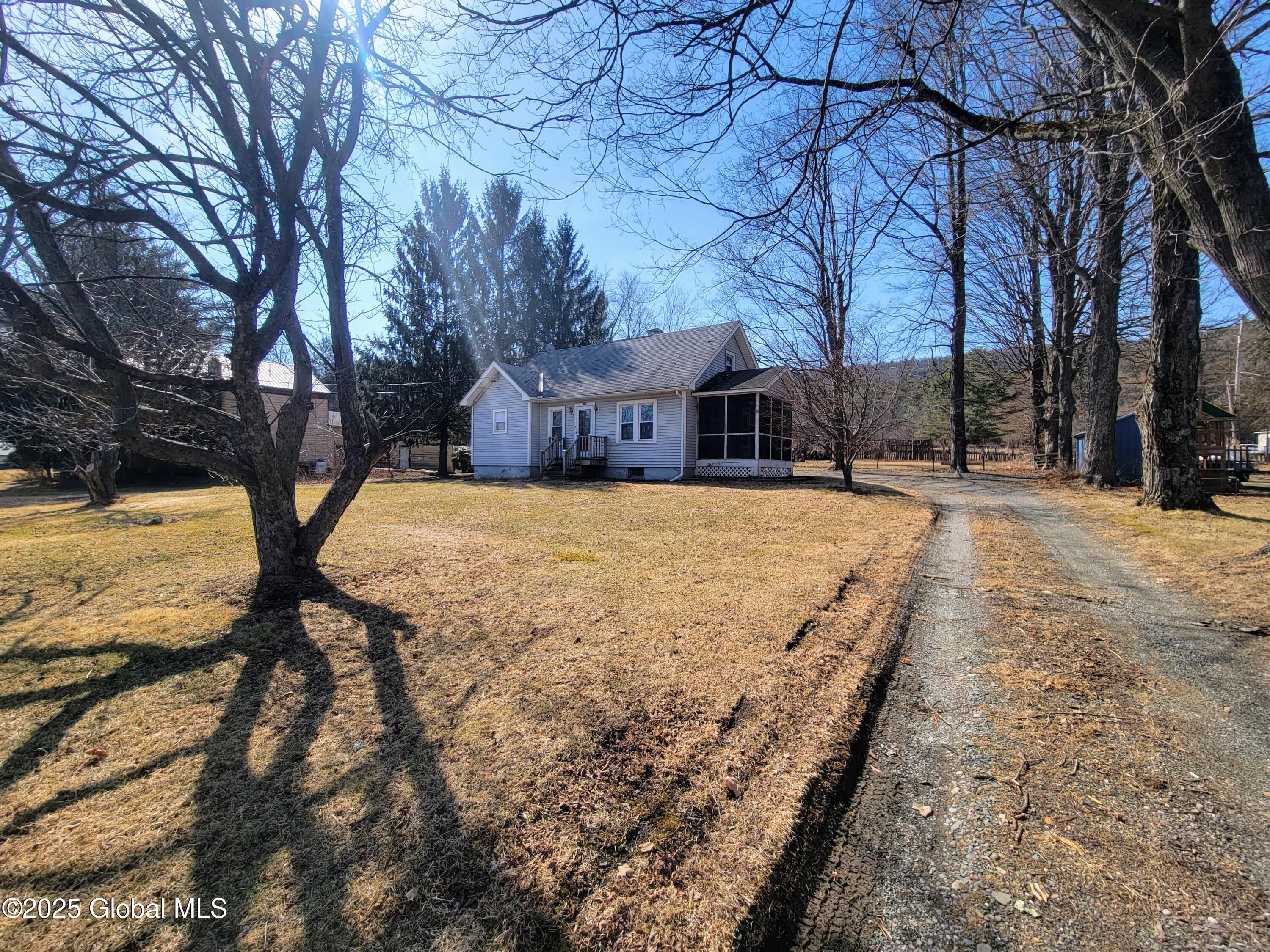 995 Us Rt 20, New Lebanon, New York image 30
