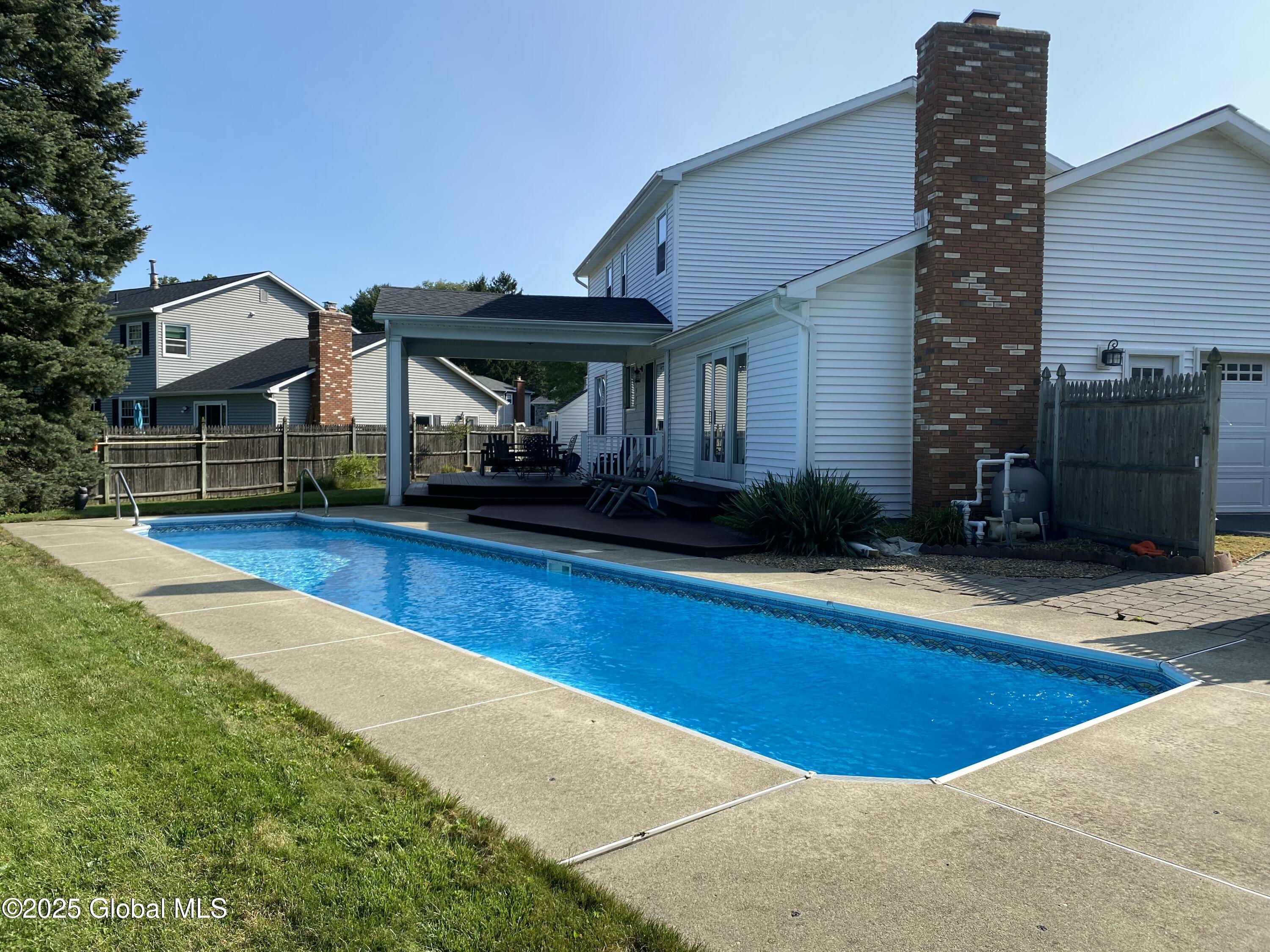 26 Joy Drive, Loudonville, New York image 3