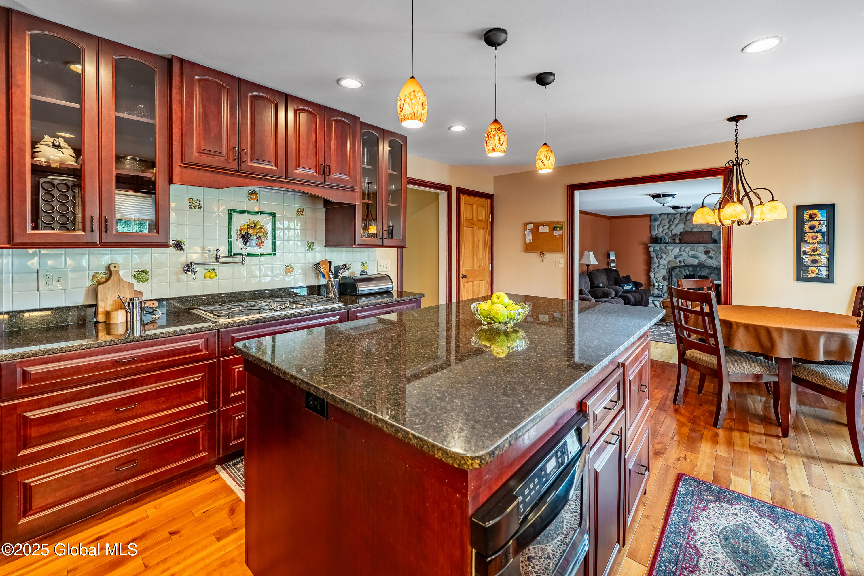 26 Joy Drive, Loudonville, New York image 9