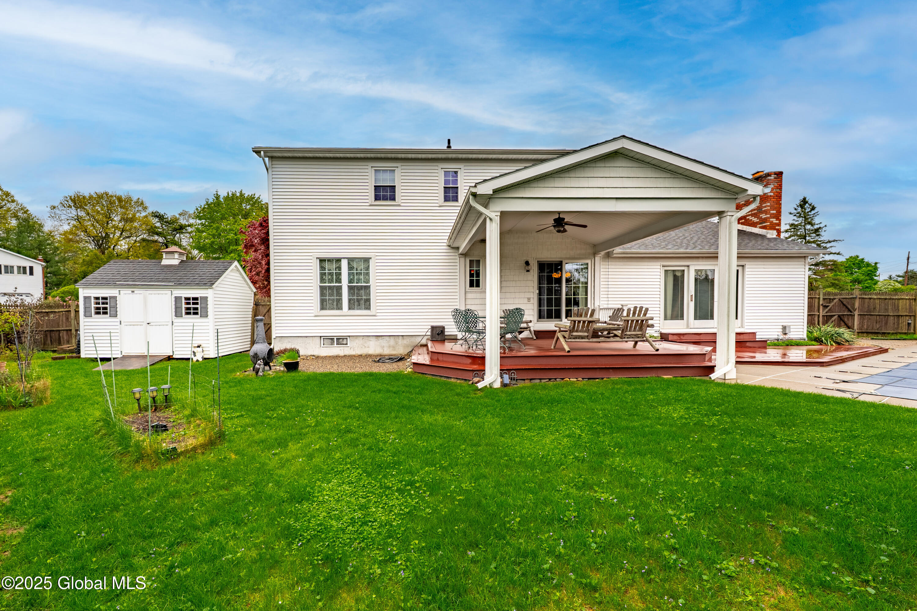 26 Joy Drive, Loudonville, New York image 5