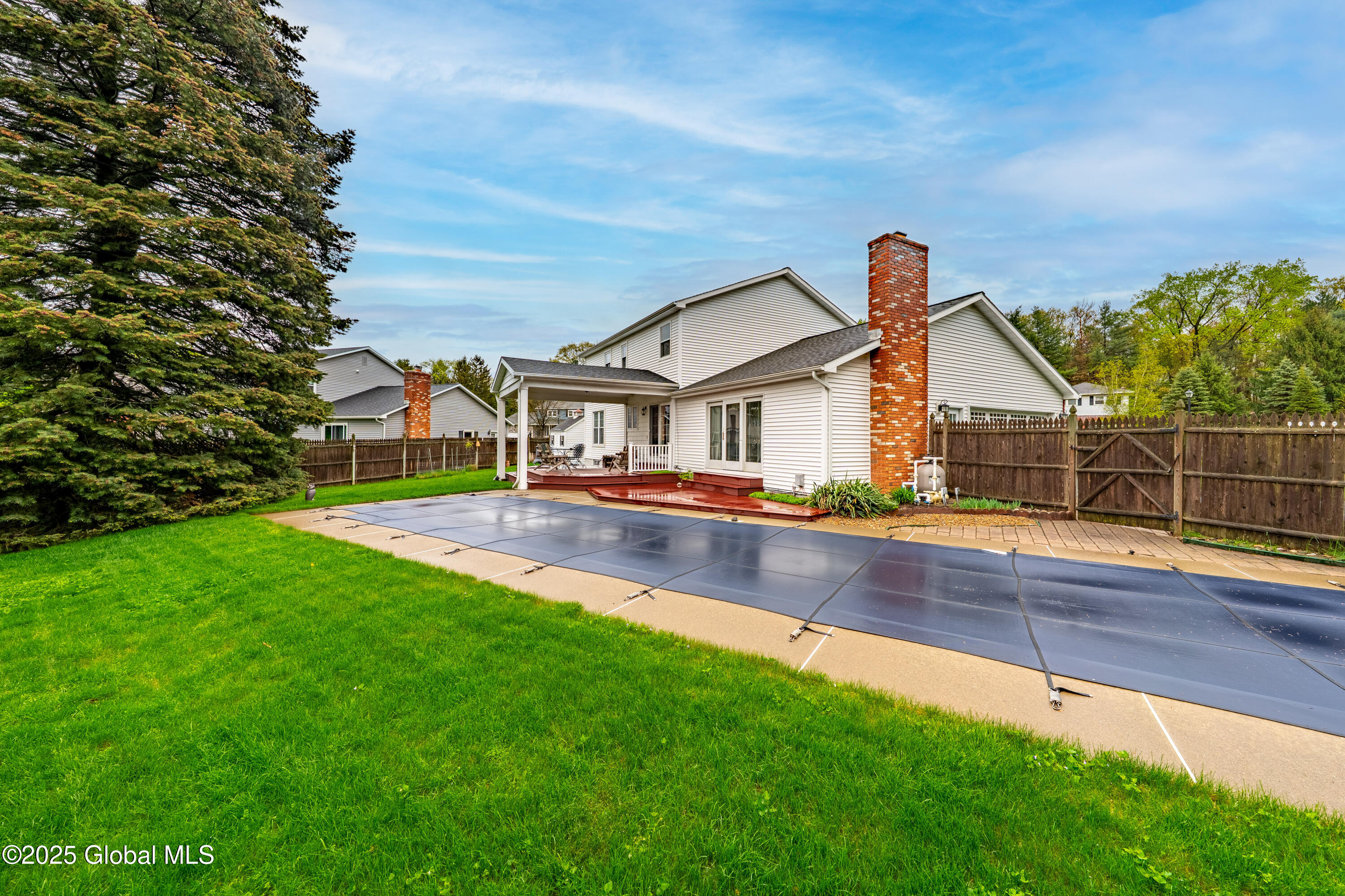 26 Joy Drive, Loudonville, New York image 4