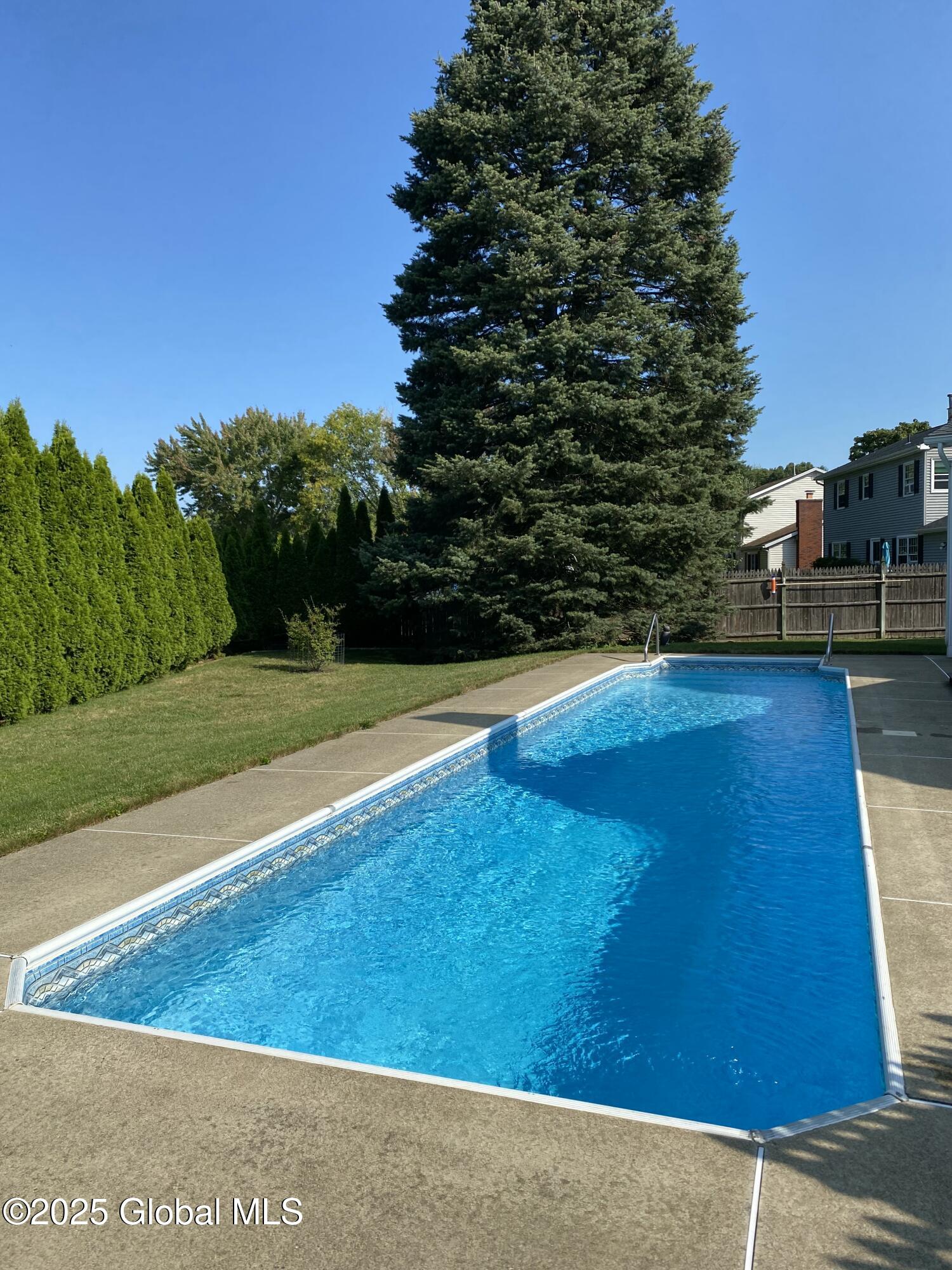 26 Joy Drive, Loudonville, New York image 28