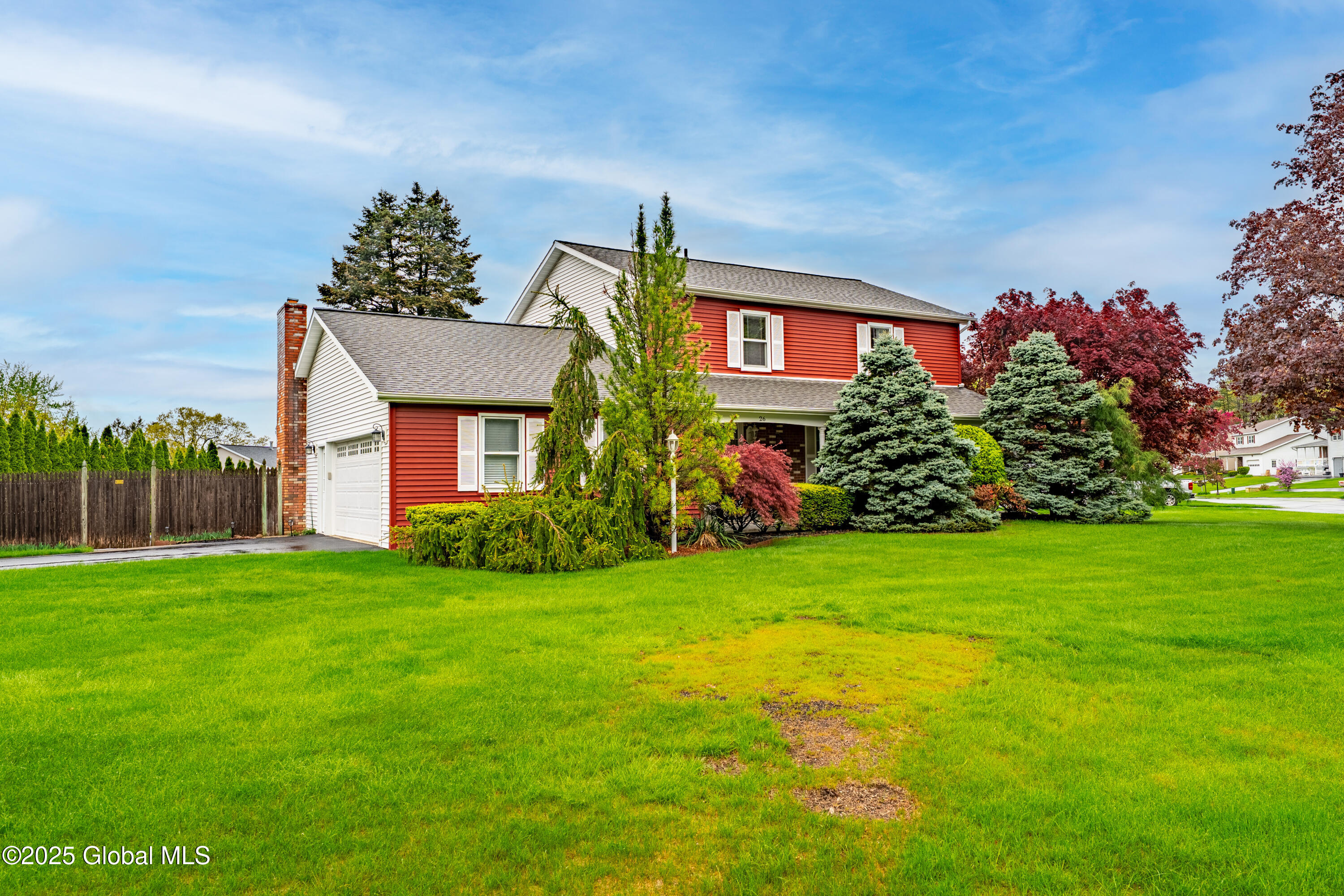 26 Joy Drive, Loudonville, New York image 32