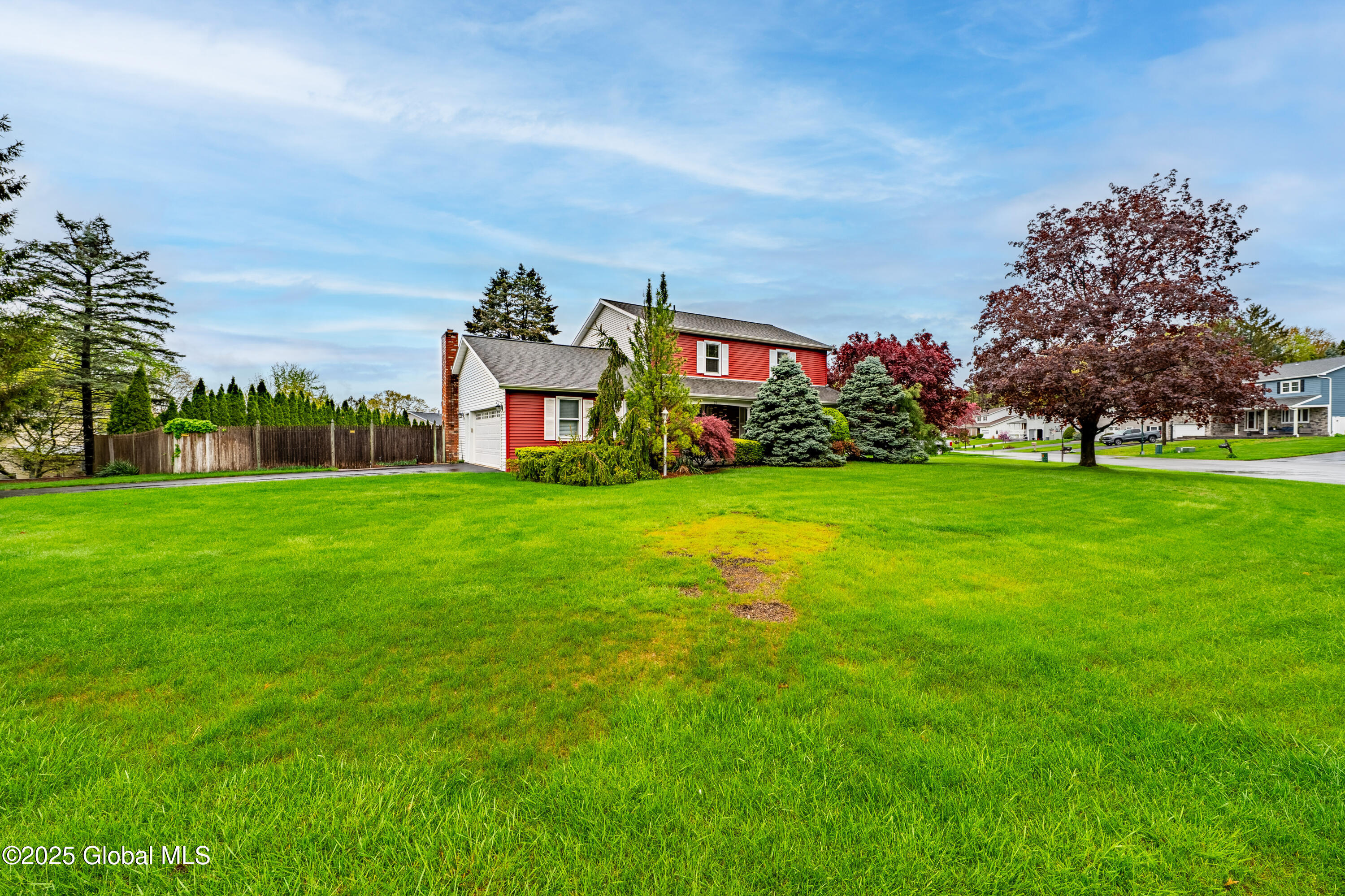 26 Joy Drive, Loudonville, New York image 31