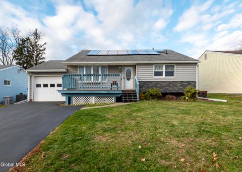 Photo of 13 Dover Drive, Colonie, NY 12110 (MLS # 202530208)