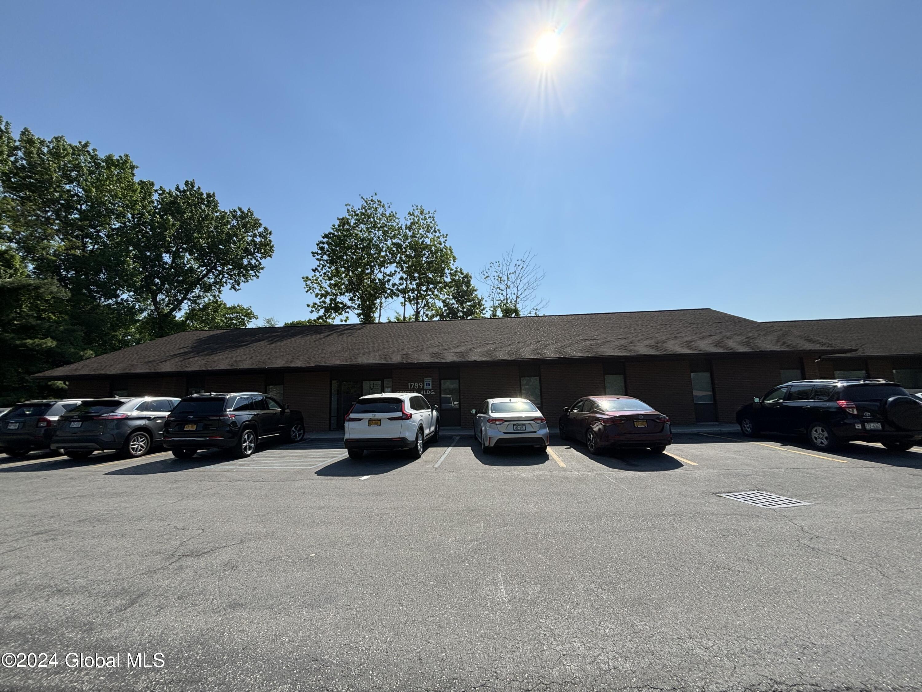 Halfmoon, New York 12065, United States, ,Residential,Active,78441
