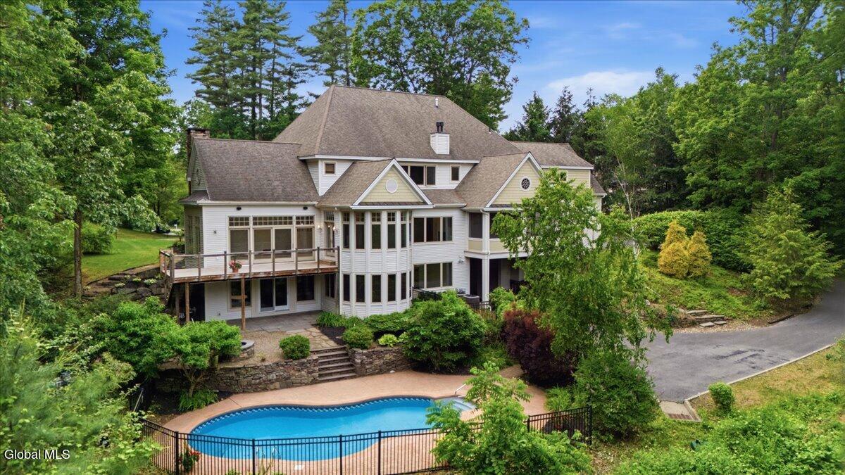 6 Cherry Tree Lane