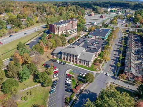 Photo of 125 High Rock Avenue #Cubicles, Saratoga Springs, NY 12866 (MLS # 202520158)