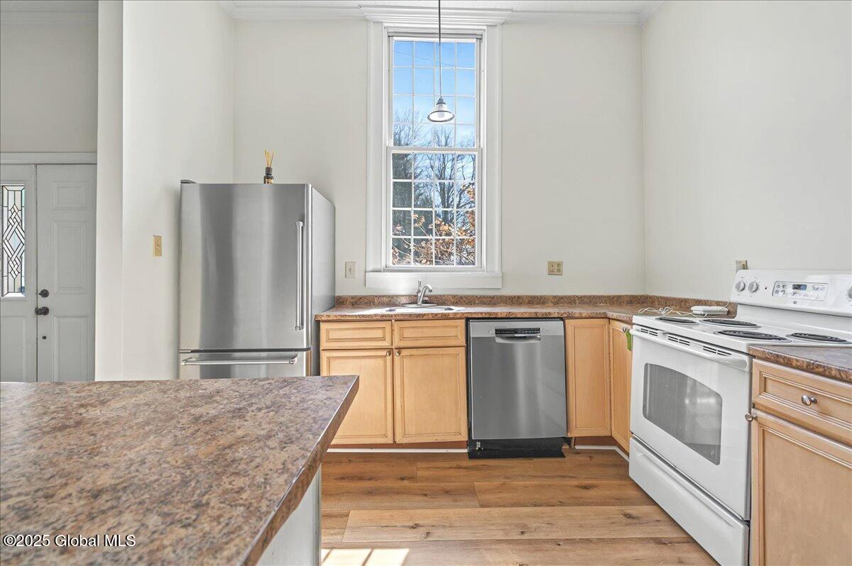1717 Mechanic Street, Galway, New York image 10