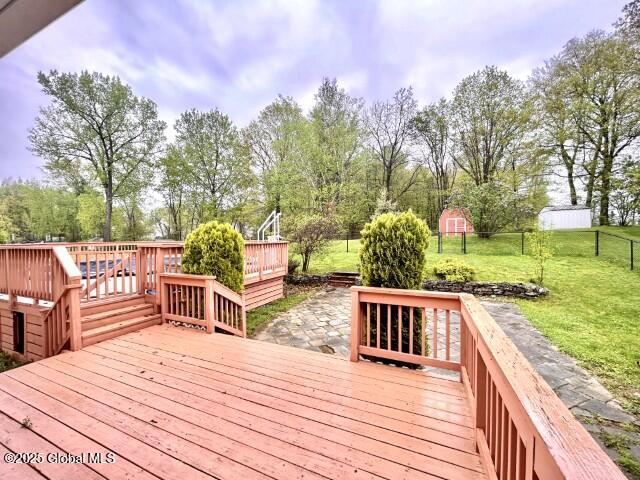 102 Trinity Place, Selkirk, New York image 24