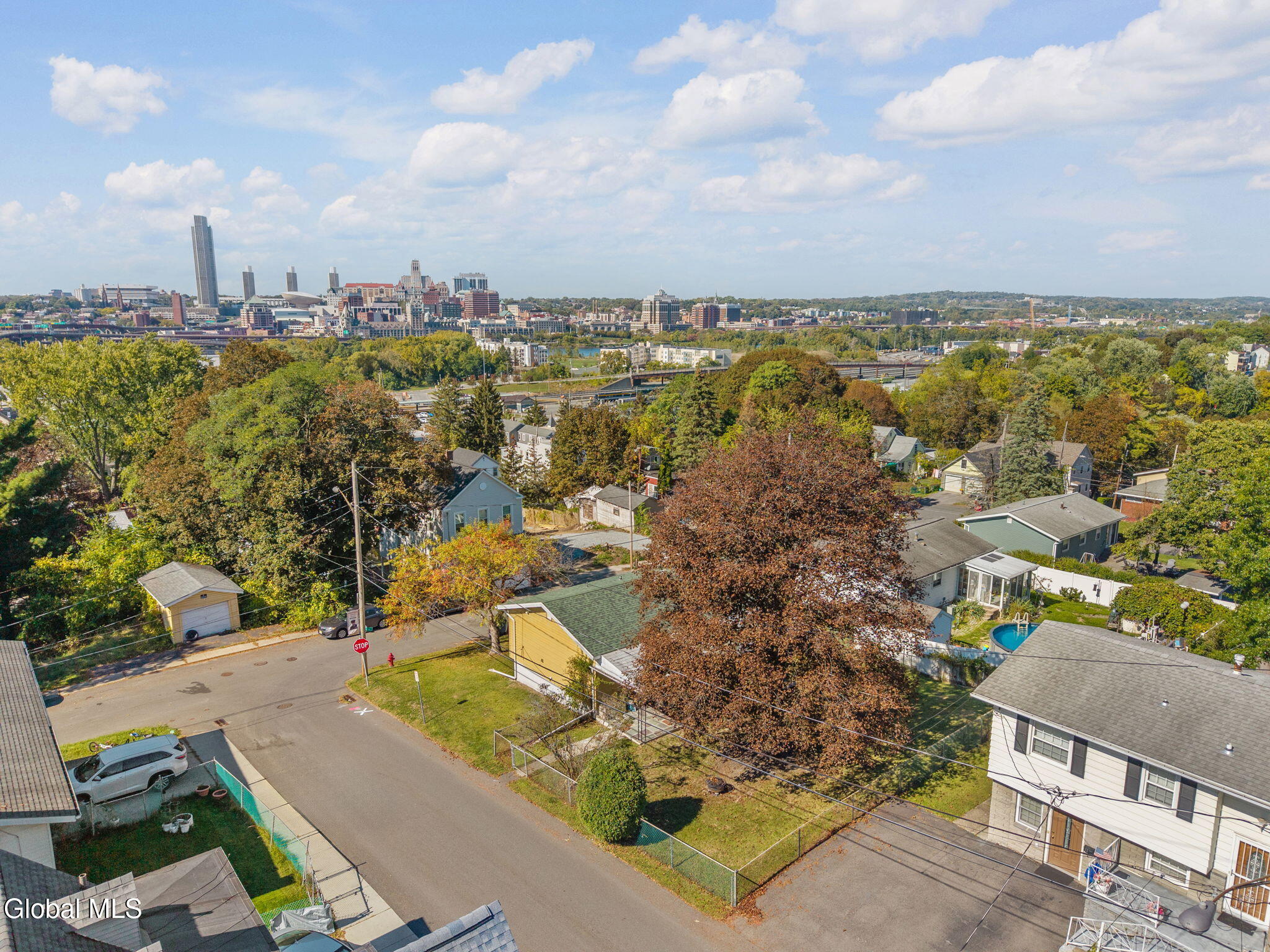 Rensselaer, New York 12144, United States, 3 Bedrooms Bedrooms, ,1 BathroomBathrooms,Residential,Active,225197