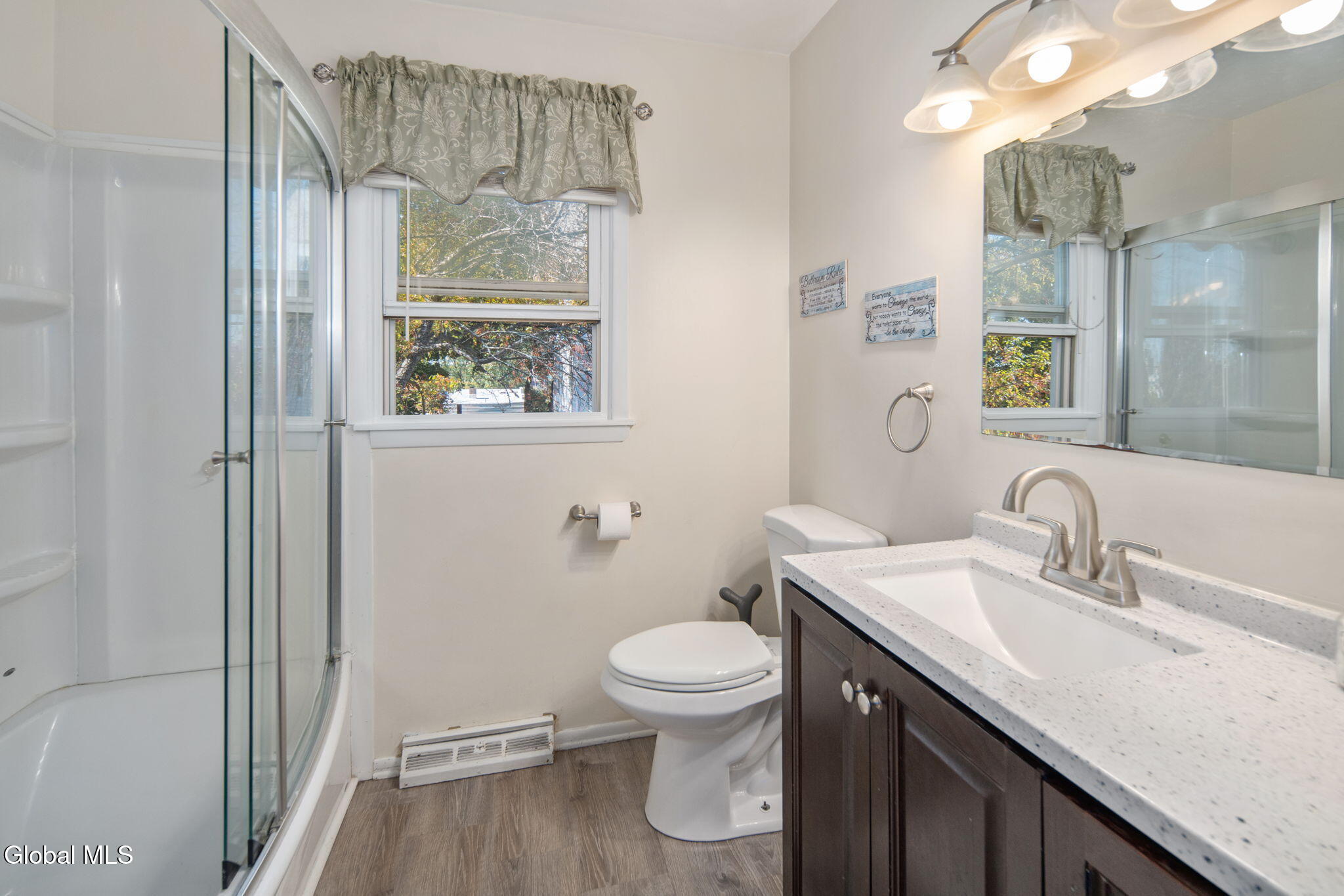 Rensselaer, New York 12144, United States, 3 Bedrooms Bedrooms, ,1 BathroomBathrooms,Residential,Active,225197