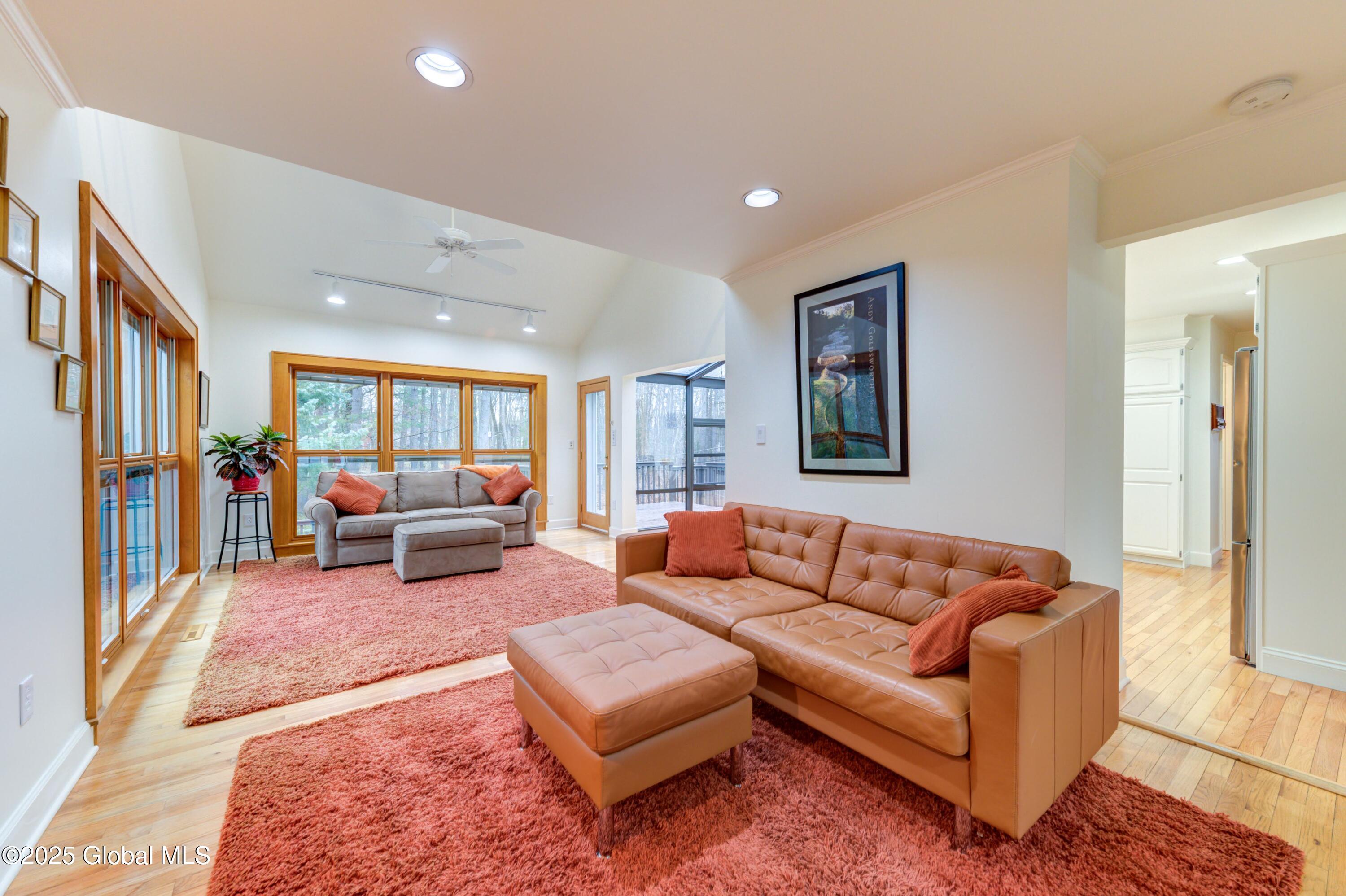 38 Linda Court, Delmar, New York image 20