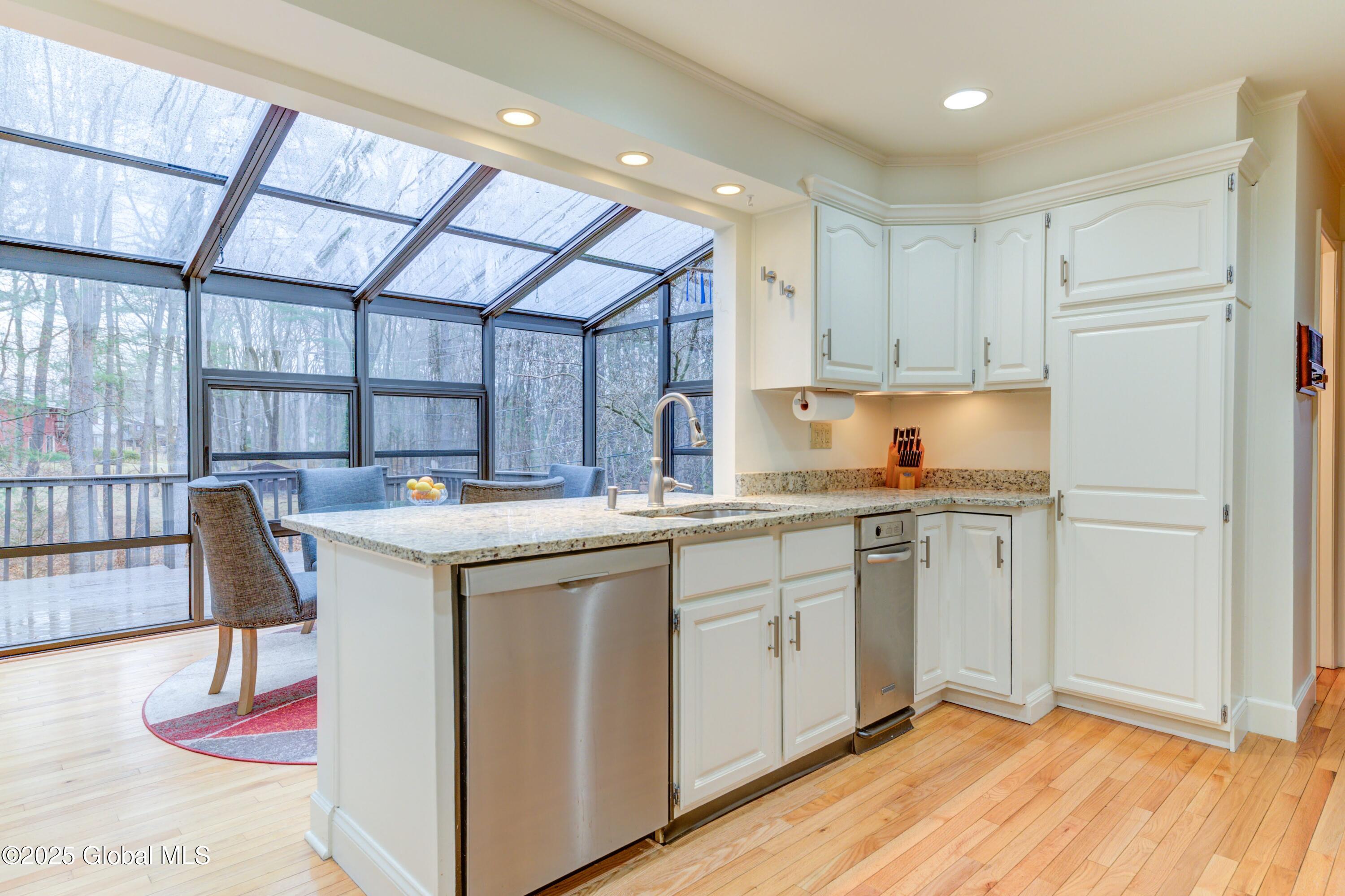 38 Linda Court, Delmar, New York image 14