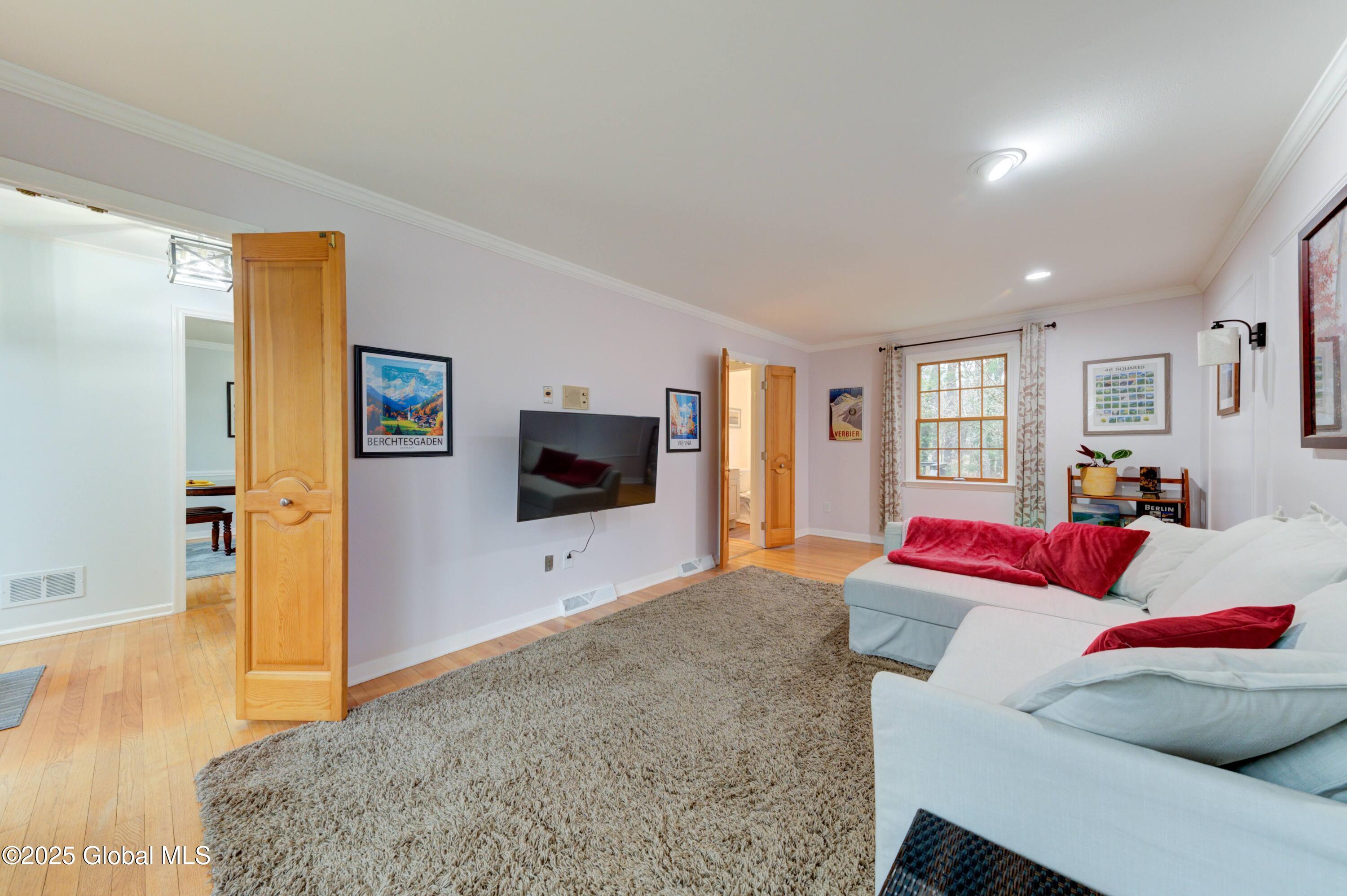 38 Linda Court, Delmar, New York image 25