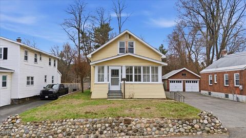 Photo of 18 Pine Avenue, Albany, NY 12205 (MLS # 202615185)