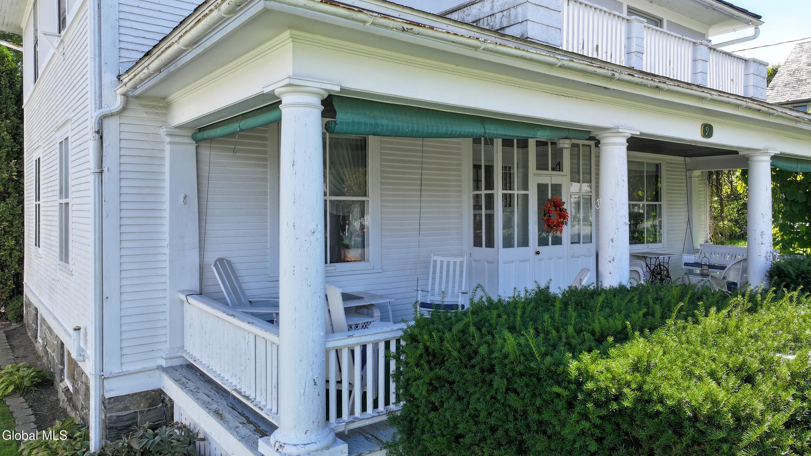 92 Champlain Avenue